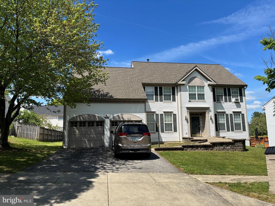 ONLINE AUCTION:  This auction takes place on the Ashland Auction Group Website Bidding Platform.  Bidding begins 6/1/2026 @ 10:00 AM. Bidding ends 6/3/2026 @ 11:00 AM. List Price is Suggested Opening Bid. Deposit: $50,000

3 Story detached home located in Prince George's County.
JUST MINUTES to Bowie Town Center Allen Park Pond.
Easy access to major traffic artery Mitchellville Rd.
Property is occupied.