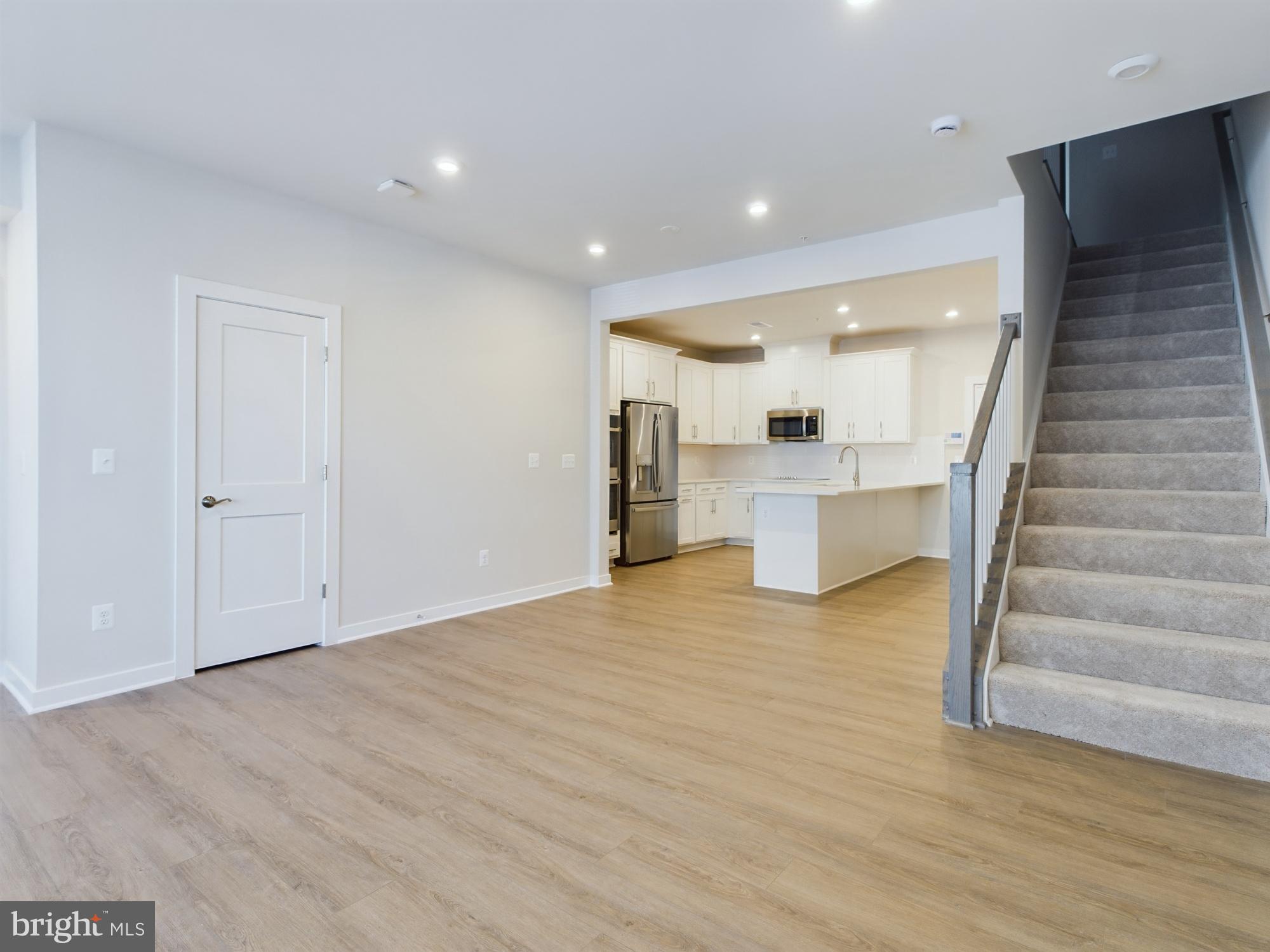 ASHBURN STATION - Residential Lease