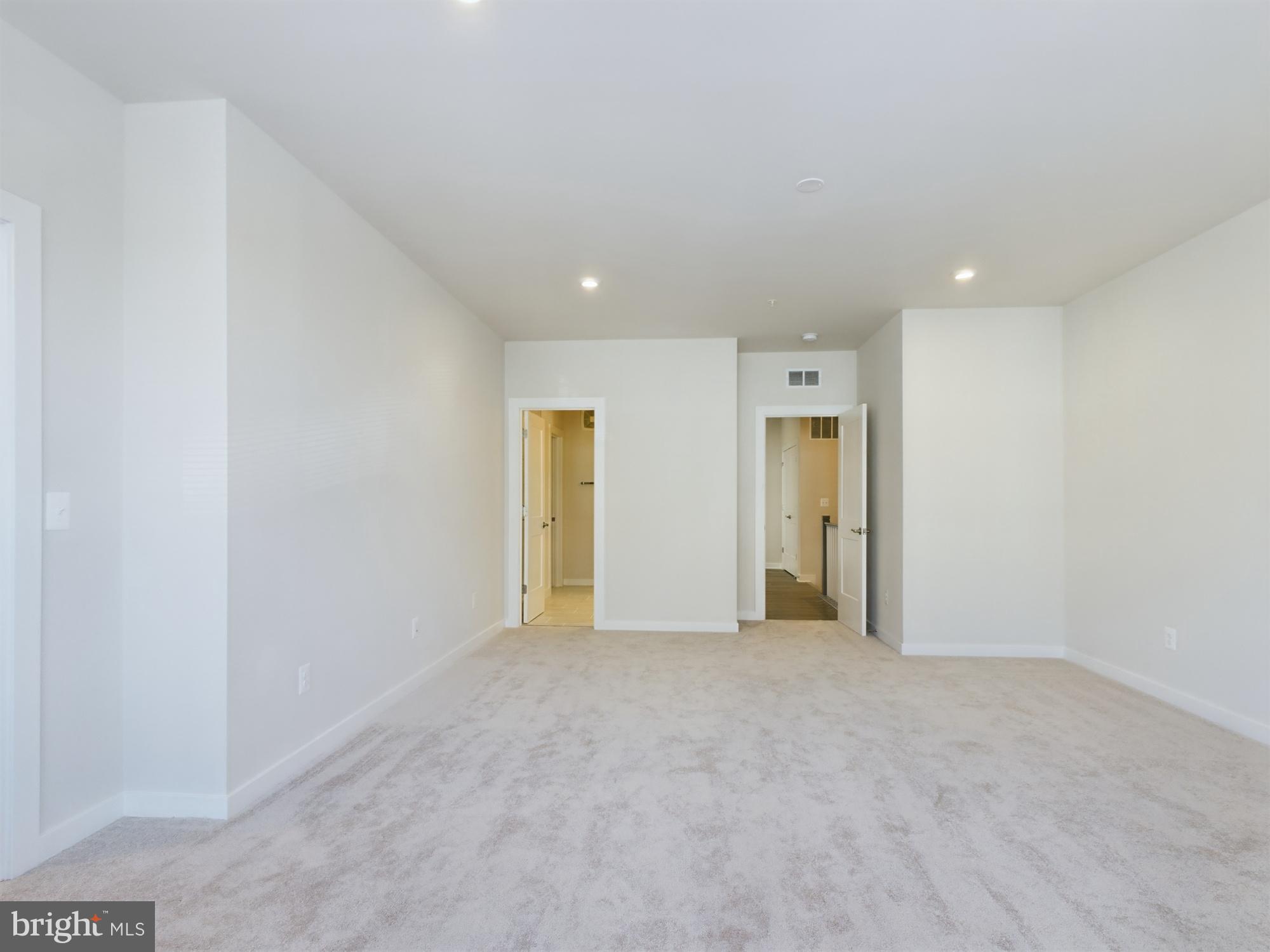 ASHBURN STATION - Residential Lease