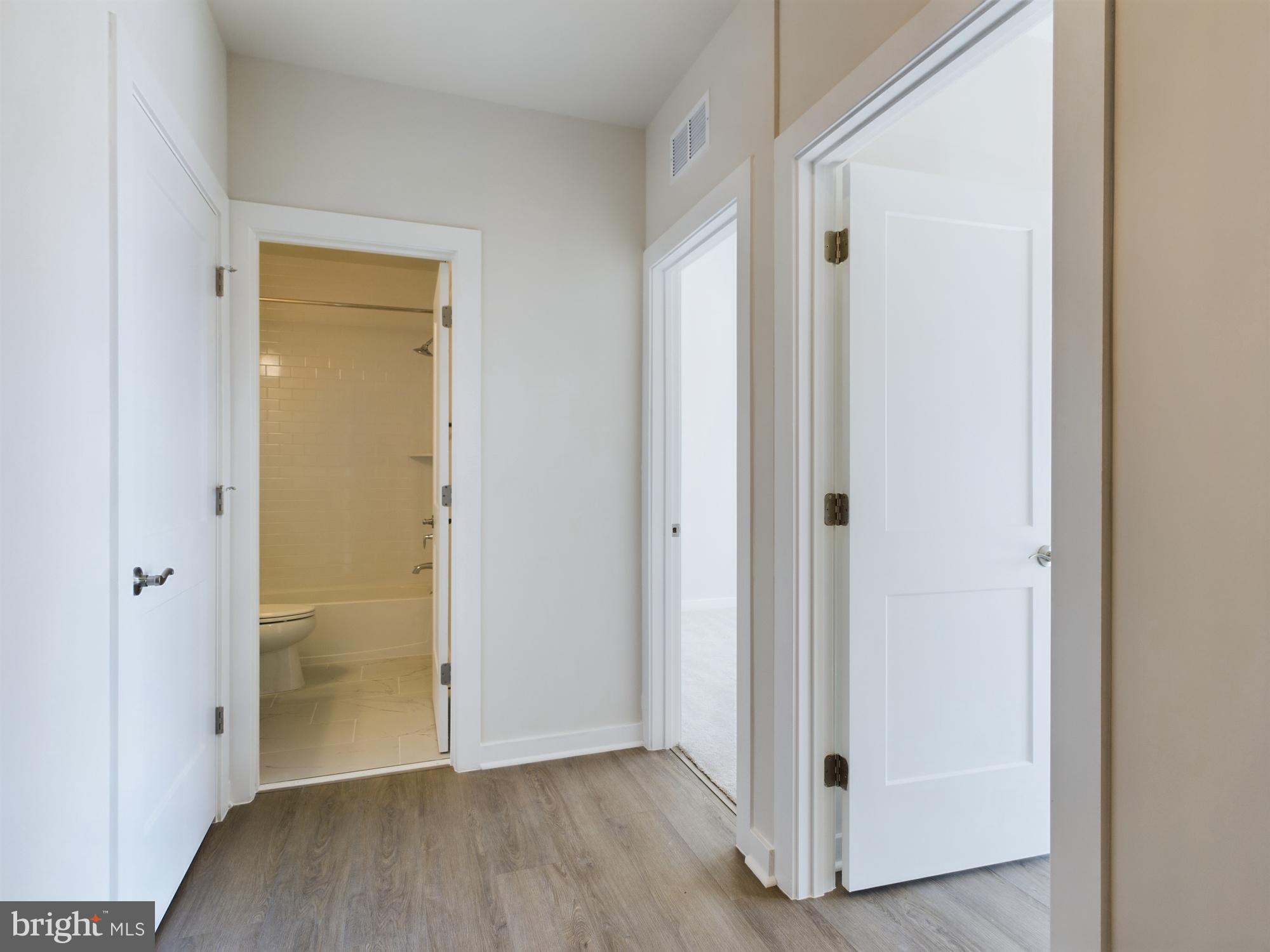 ASHBURN STATION - Residential Lease