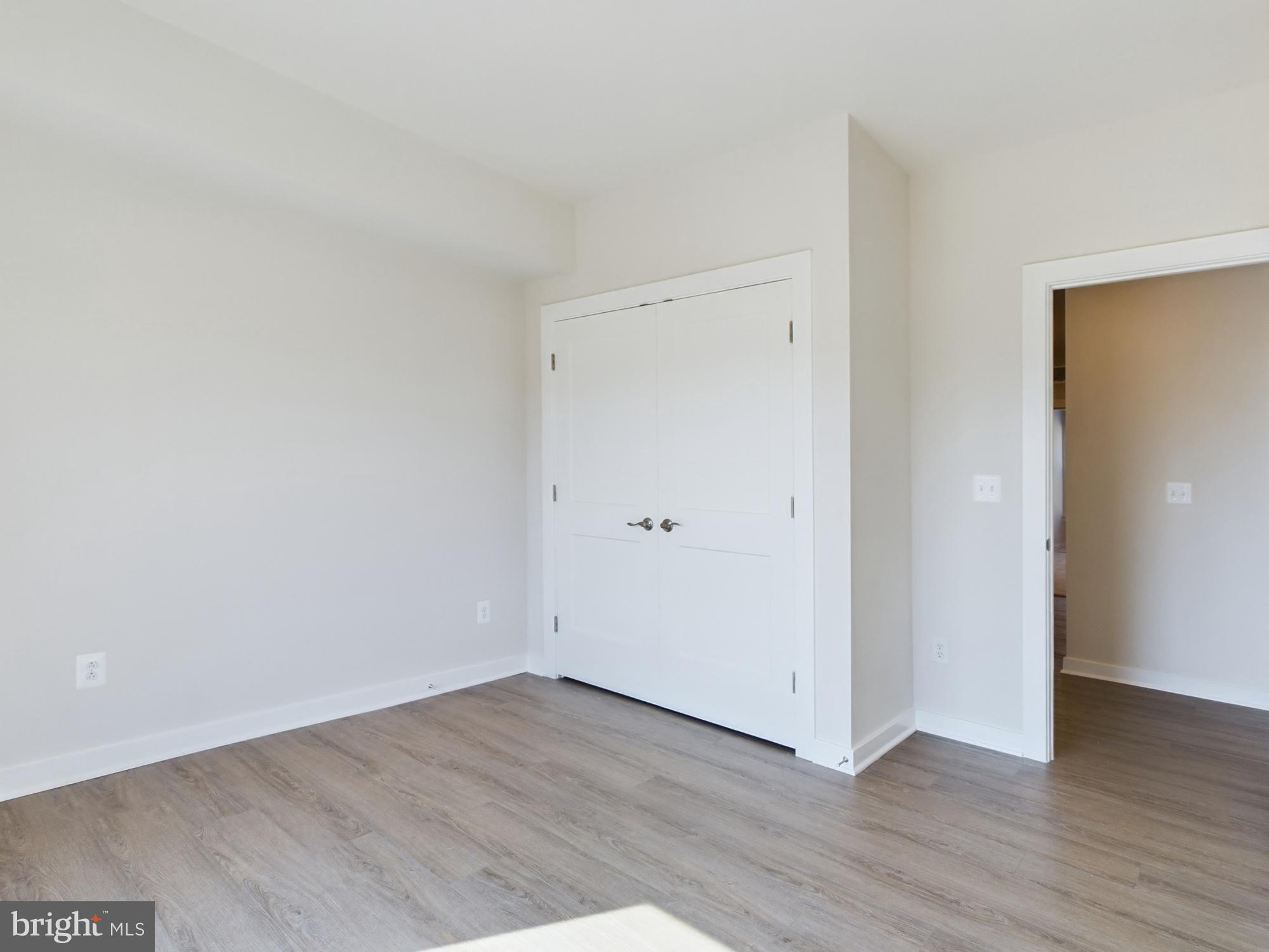 ASHBURN STATION - Residential Lease