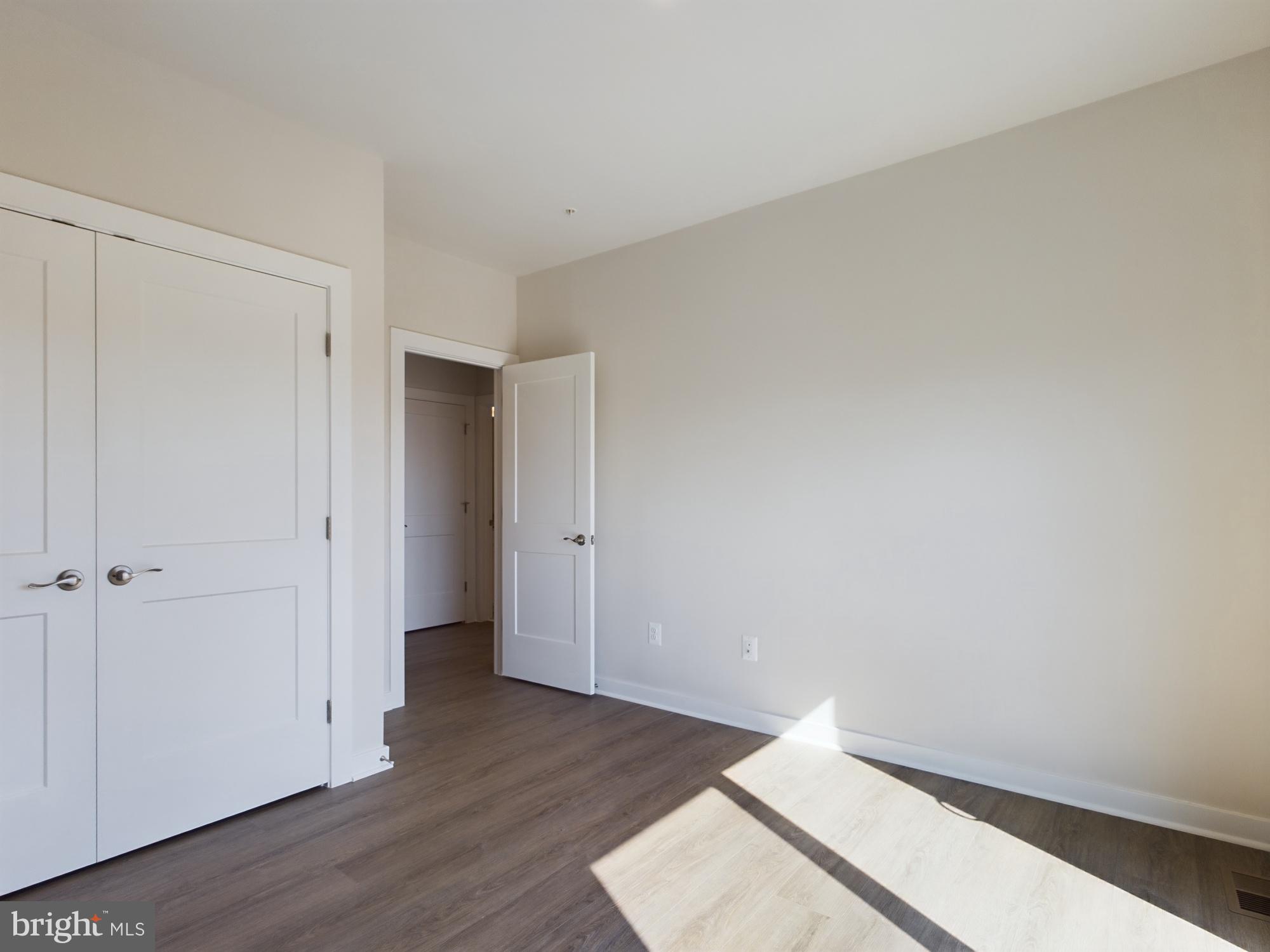 ASHBURN STATION - Residential Lease