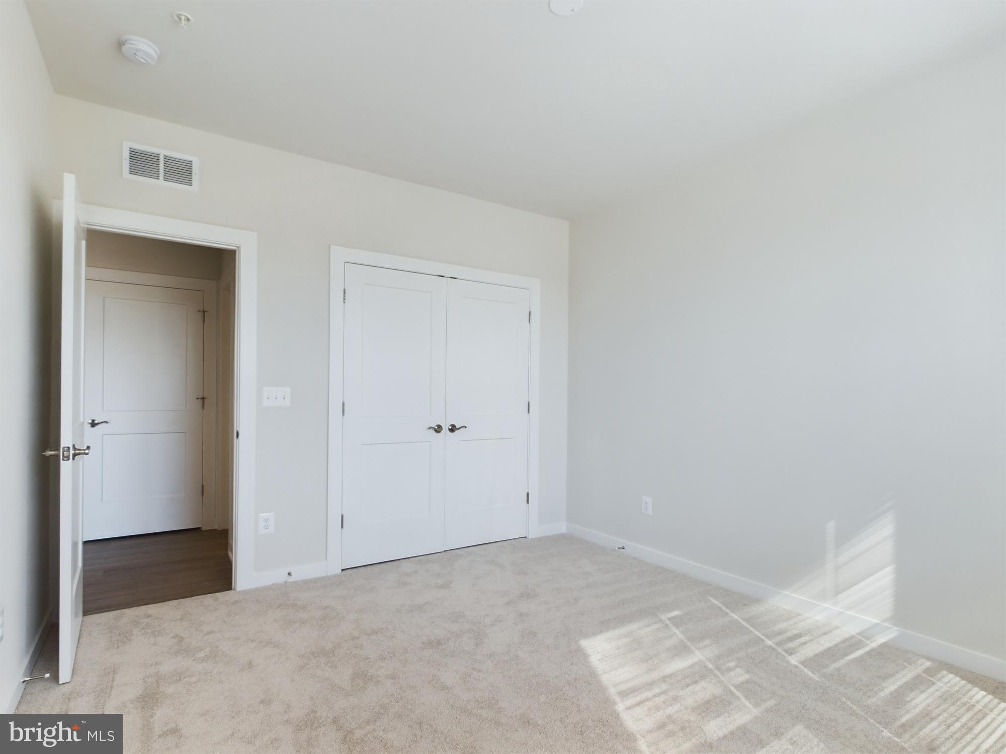 ASHBURN STATION - Residential Lease