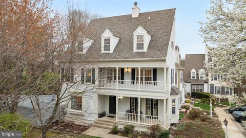 Photo of 12848 Mill House Court, WOODBRIDGE, VA 22192 (MLS # VAPW2121068)