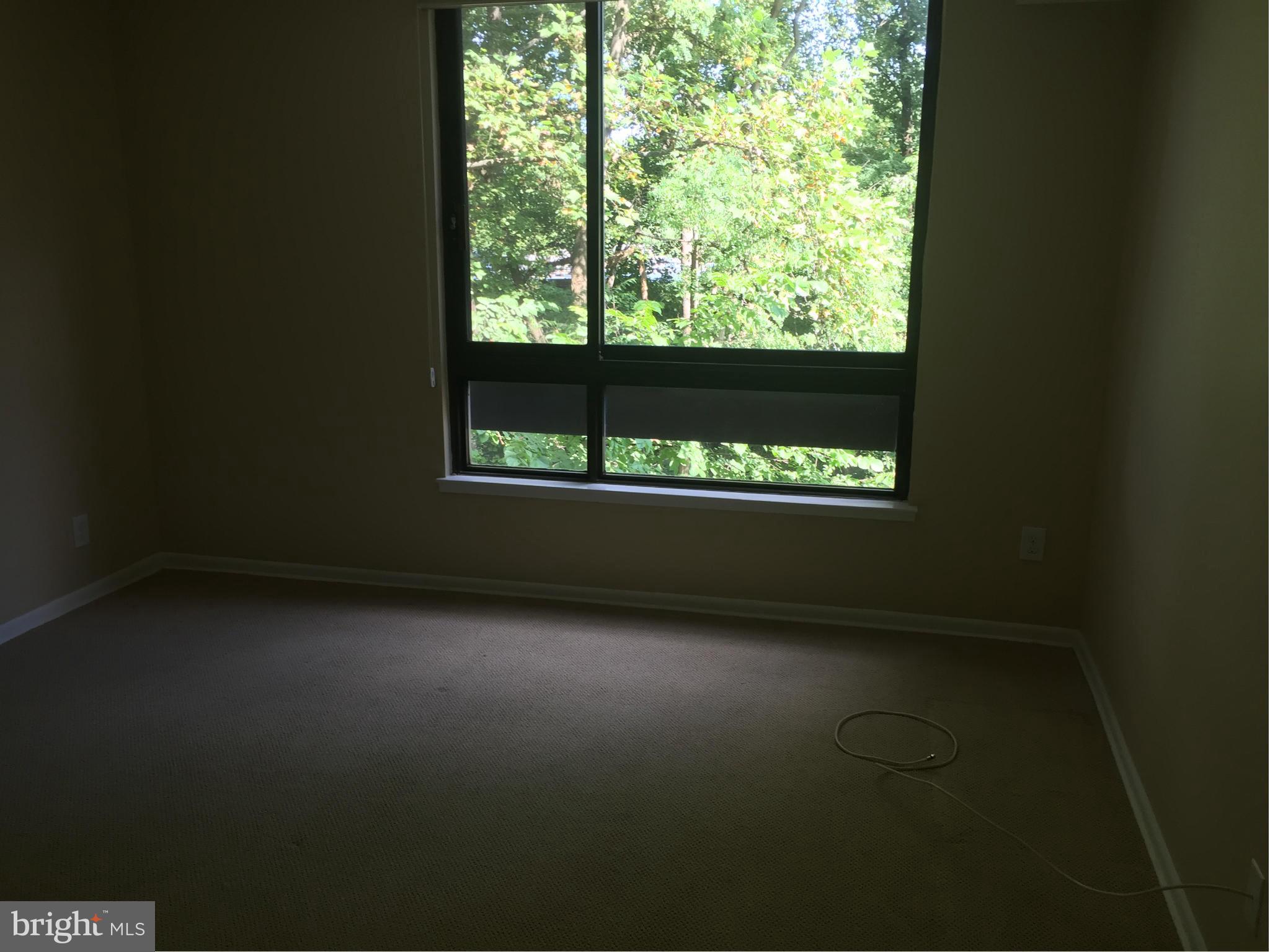 SUMNER VILLAGE - Residential Lease