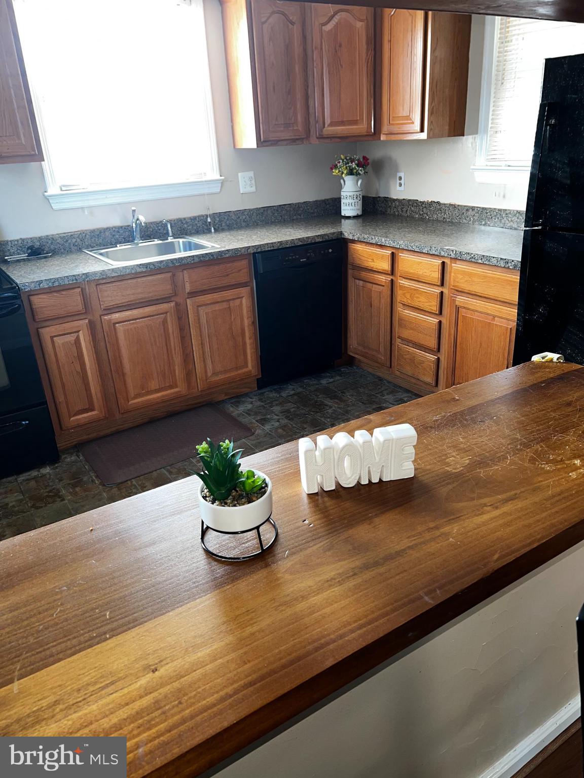 OXON HILL - Residential