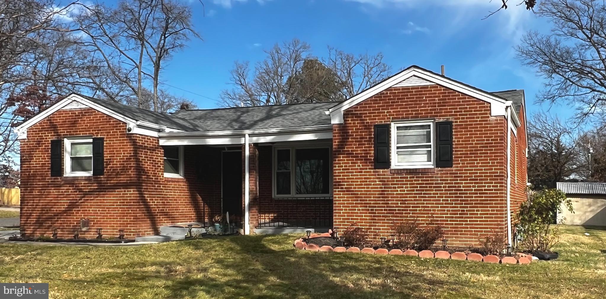 OXON HILL - Residential