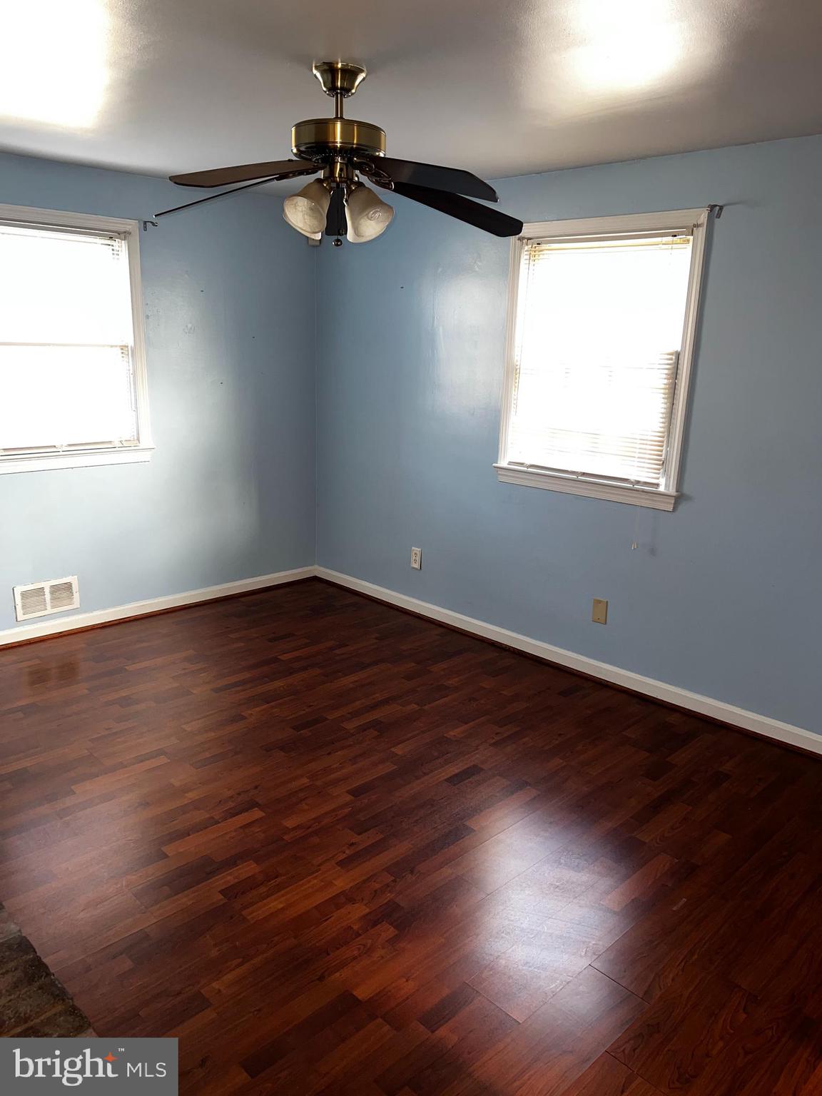 OXON HILL - Residential