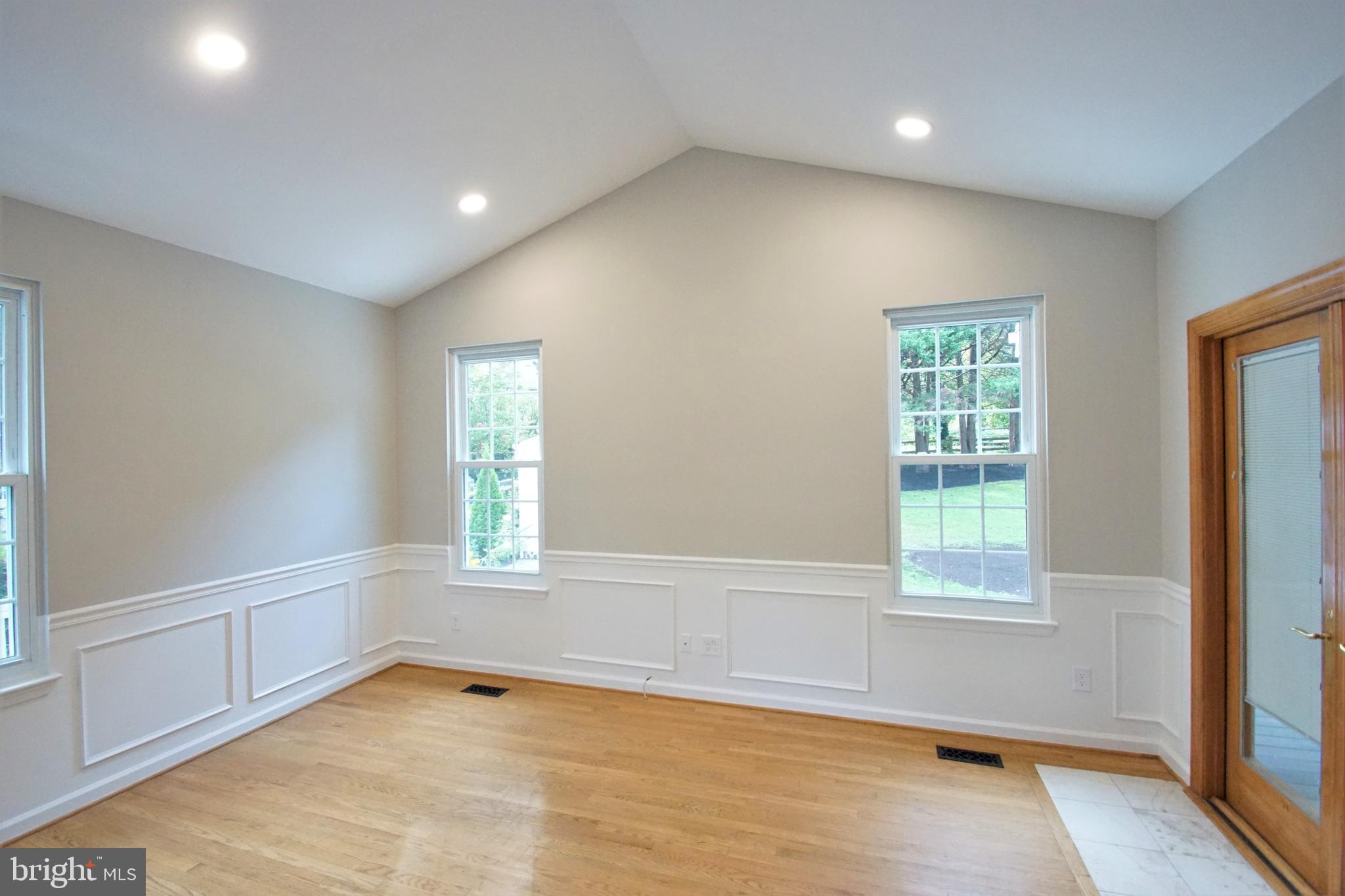 MAJORS CHOICE - Residential