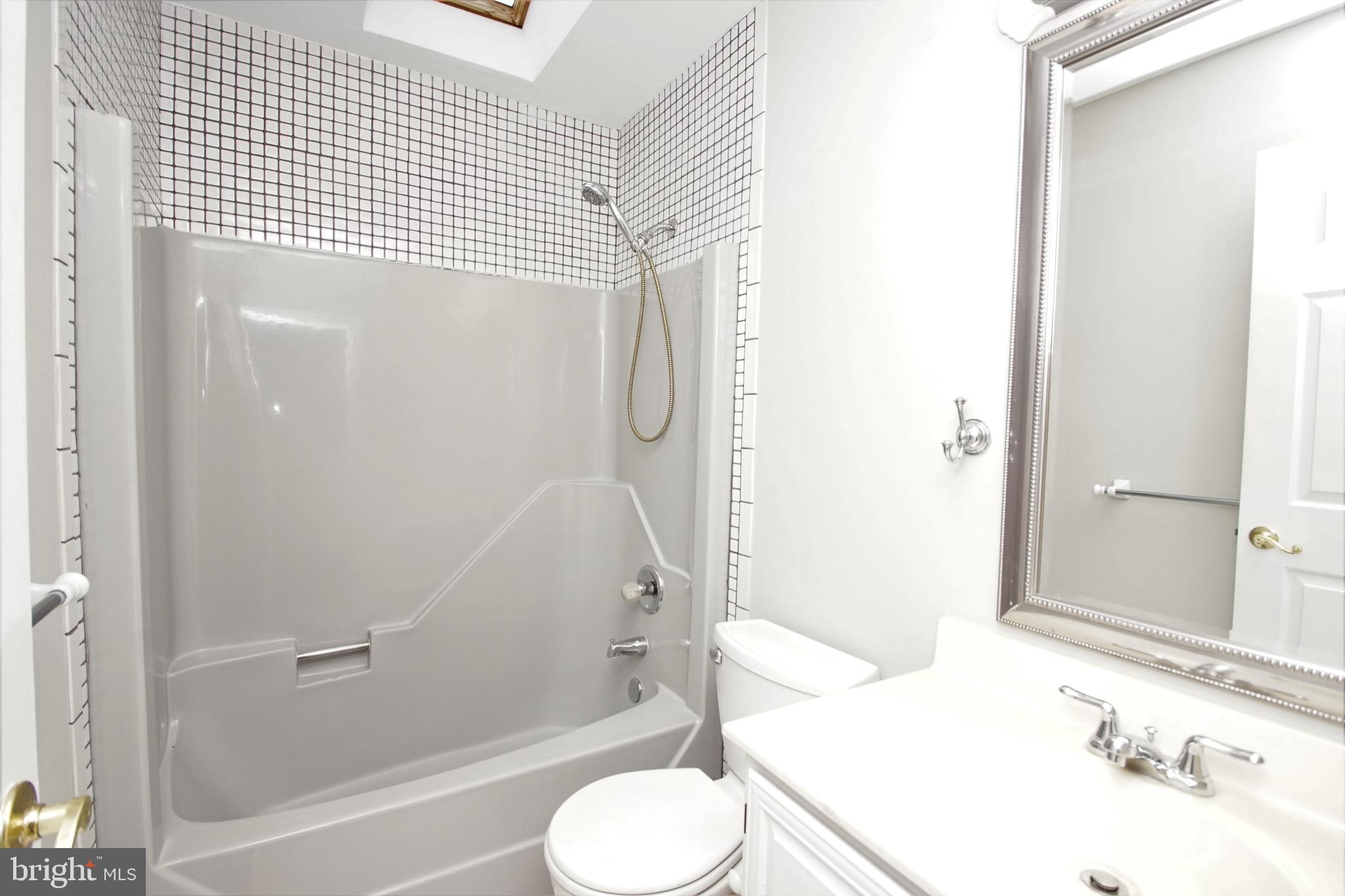 MAJORS CHOICE - Residential