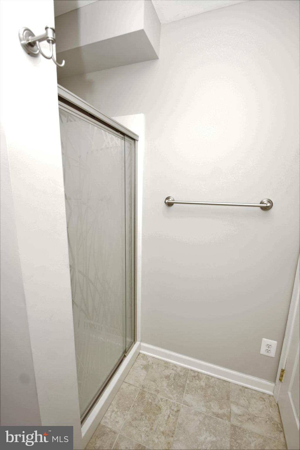 MAJORS CHOICE - Residential