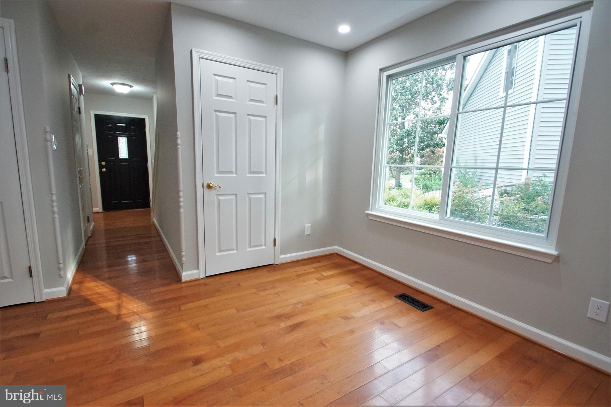 MAJORS CHOICE - Residential