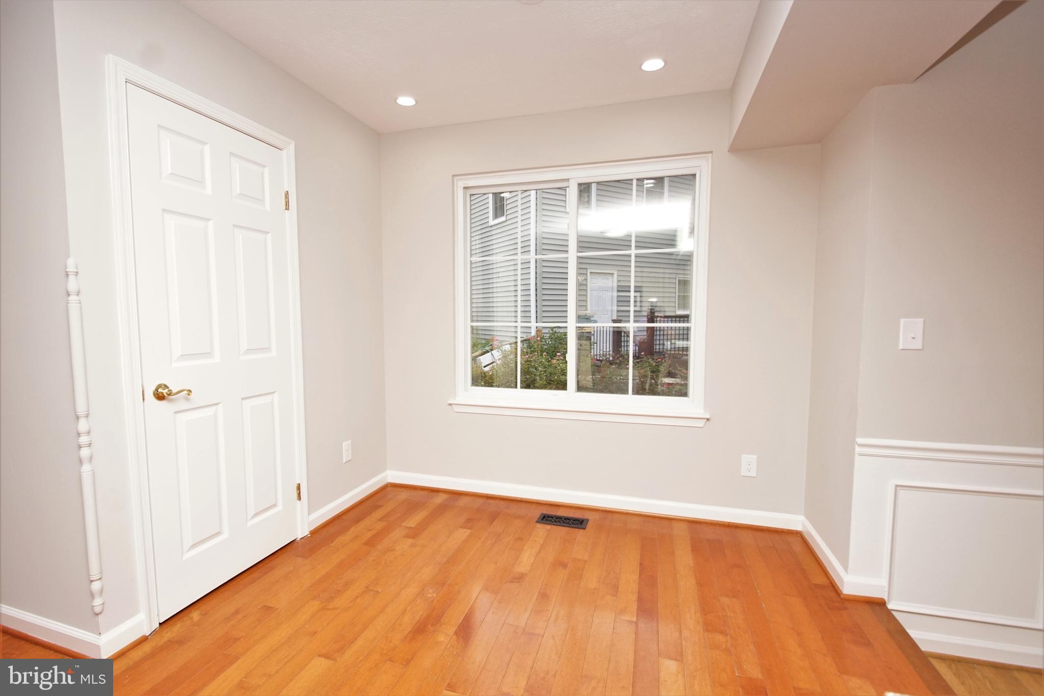 MAJORS CHOICE - Residential