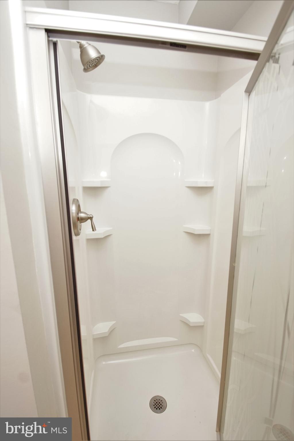 MAJORS CHOICE - Residential