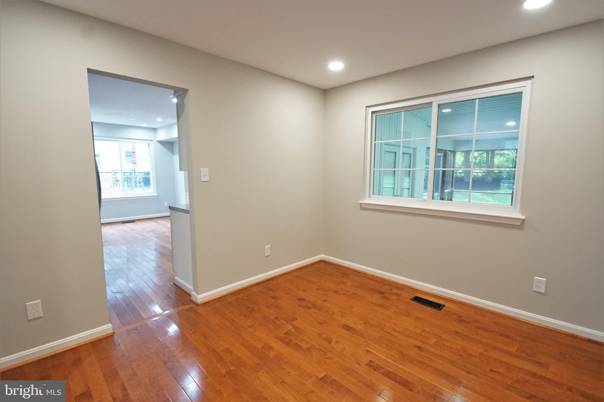 MAJORS CHOICE - Residential