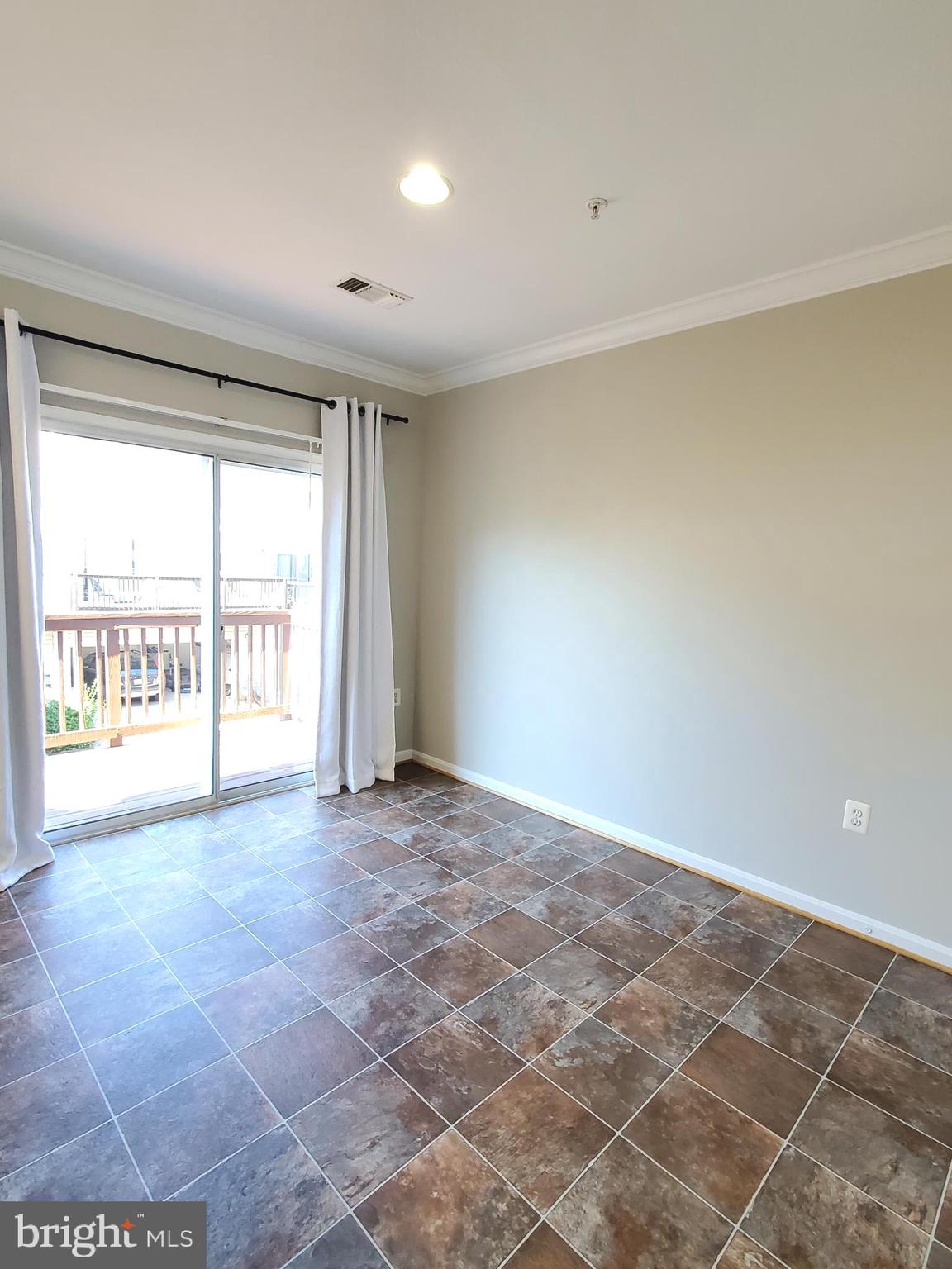 PARKSIDE AT ASHBURN - Residential