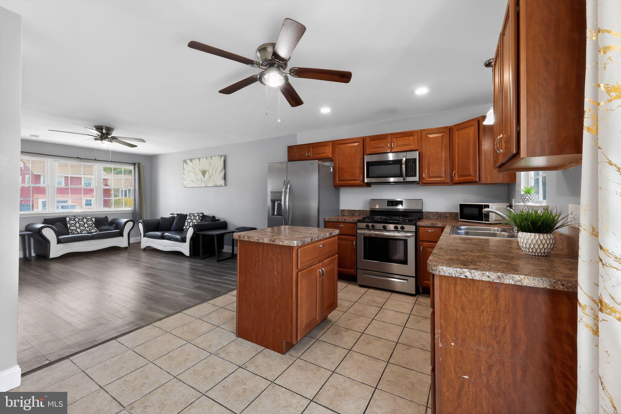 OVERVIEW GARDENS - Residential