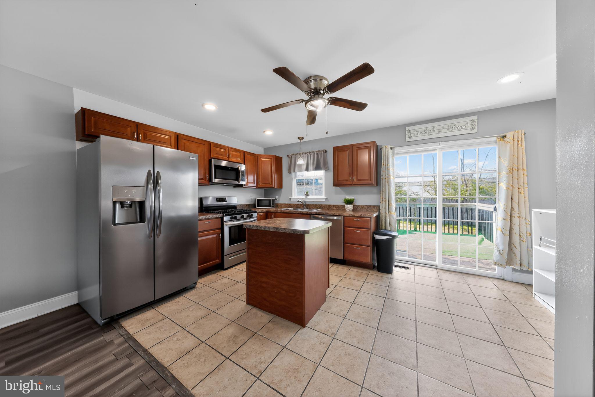 OVERVIEW GARDENS - Residential