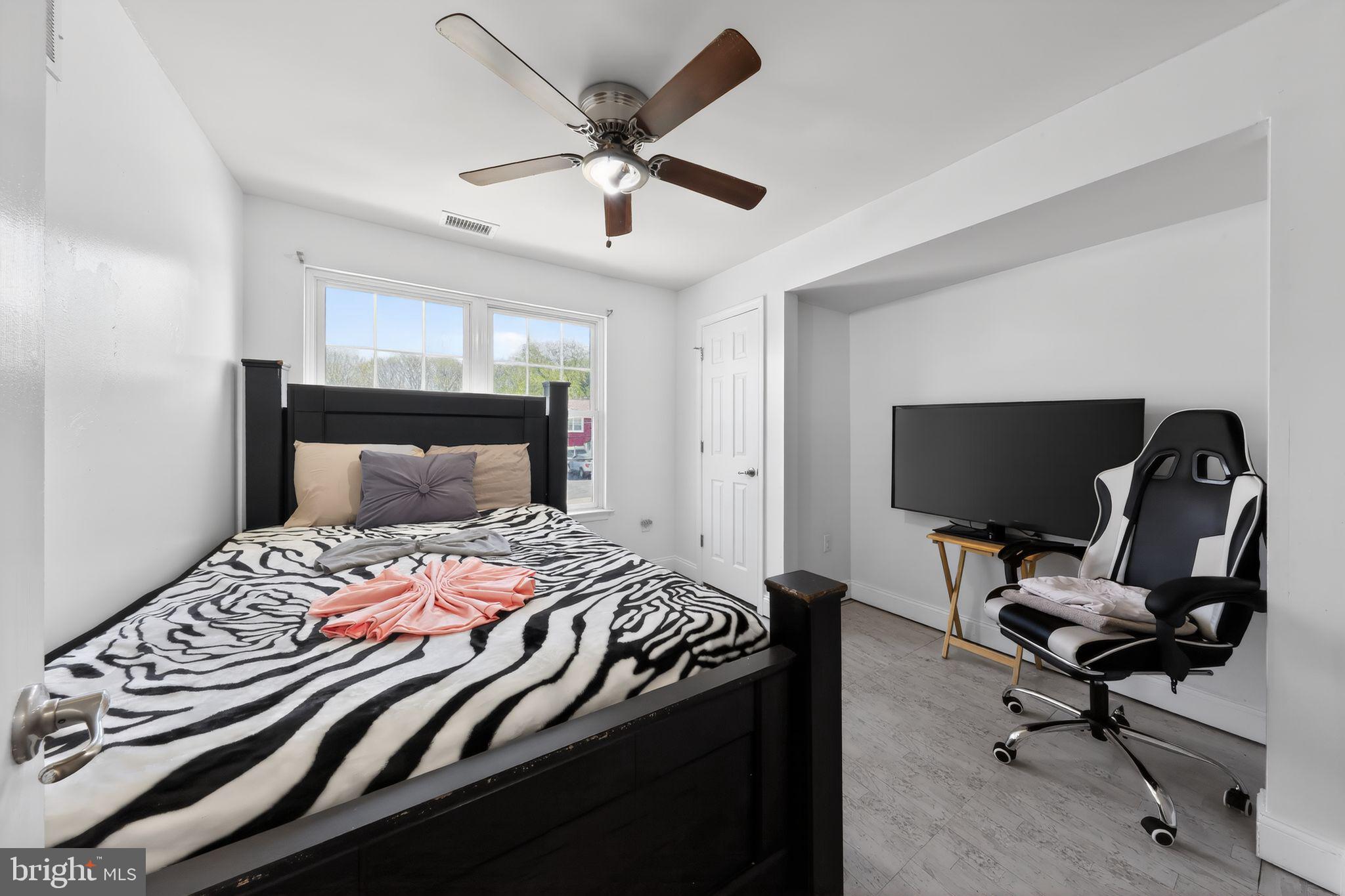 OVERVIEW GARDENS - Residential