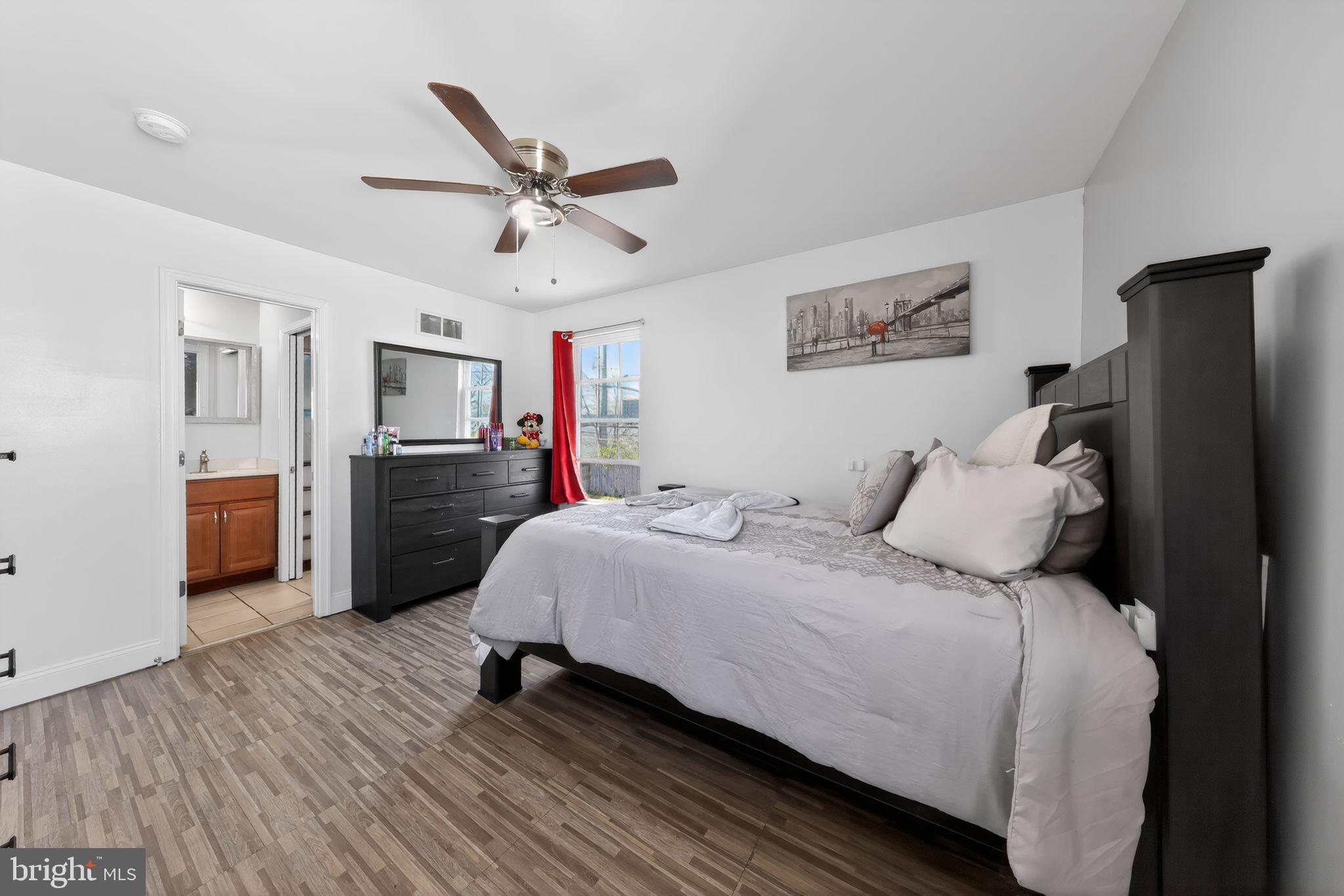 OVERVIEW GARDENS - Residential