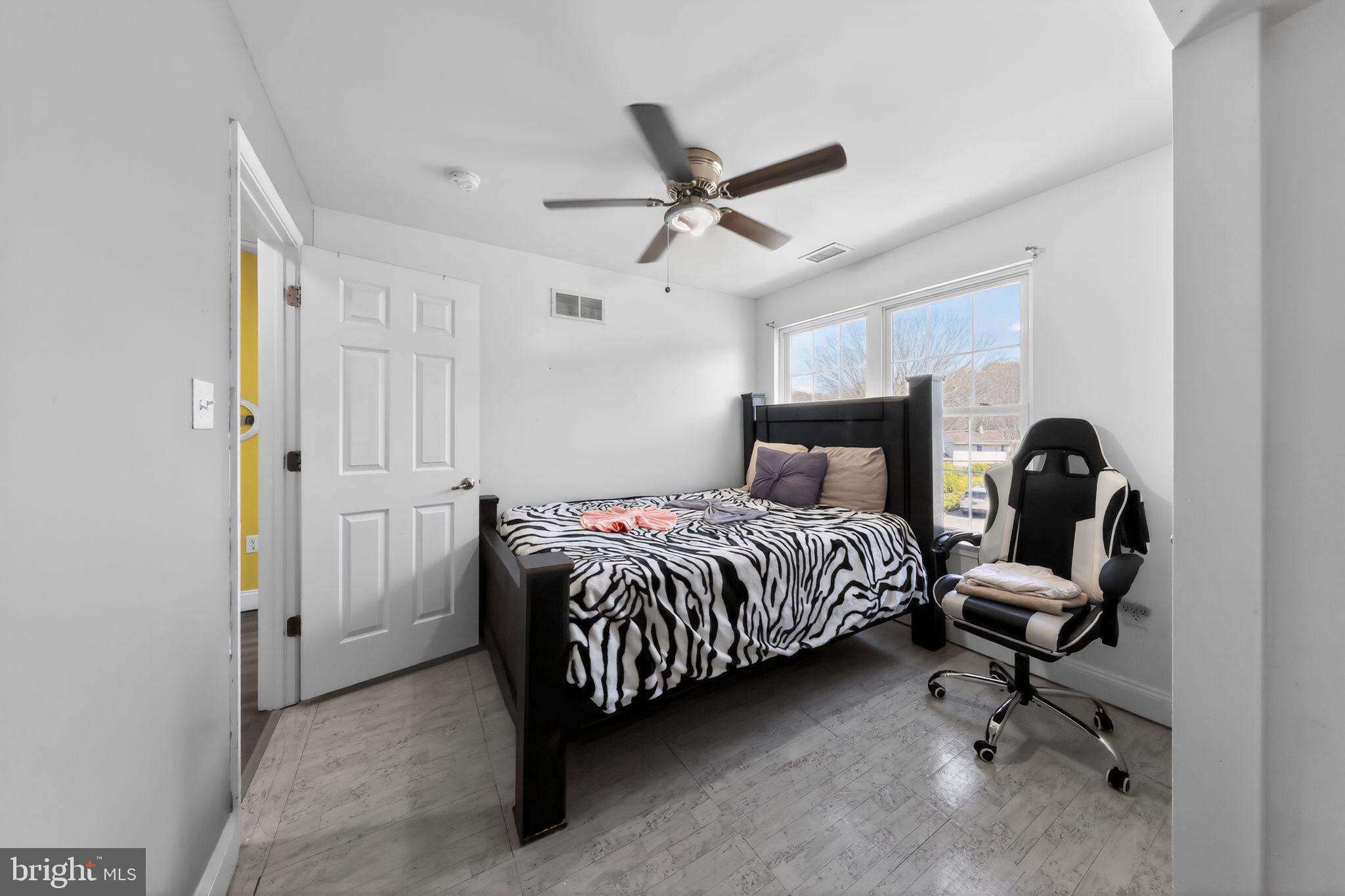 OVERVIEW GARDENS - Residential