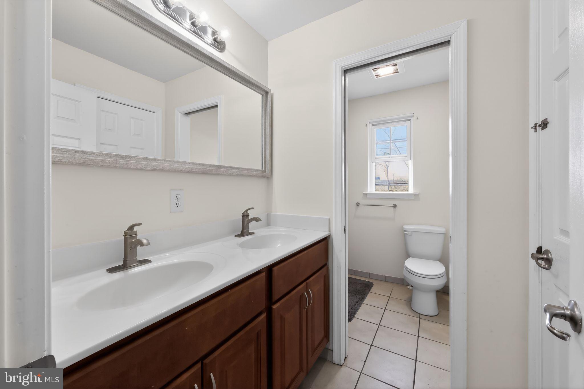 OVERVIEW GARDENS - Residential