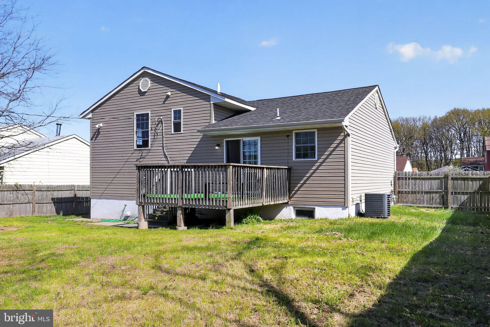 OVERVIEW GARDENS - Residential