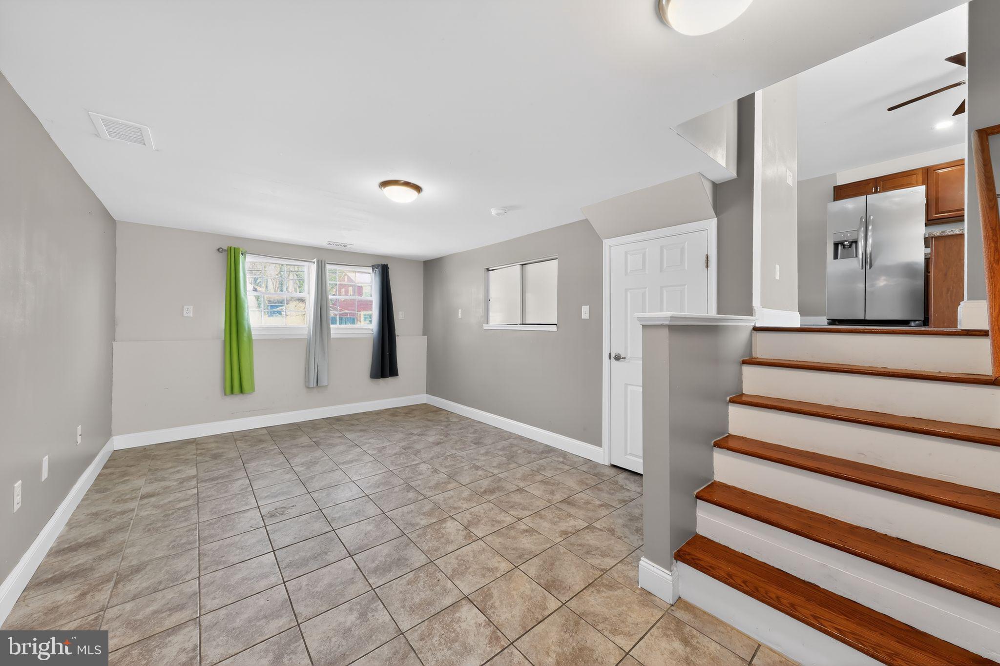 OVERVIEW GARDENS - Residential