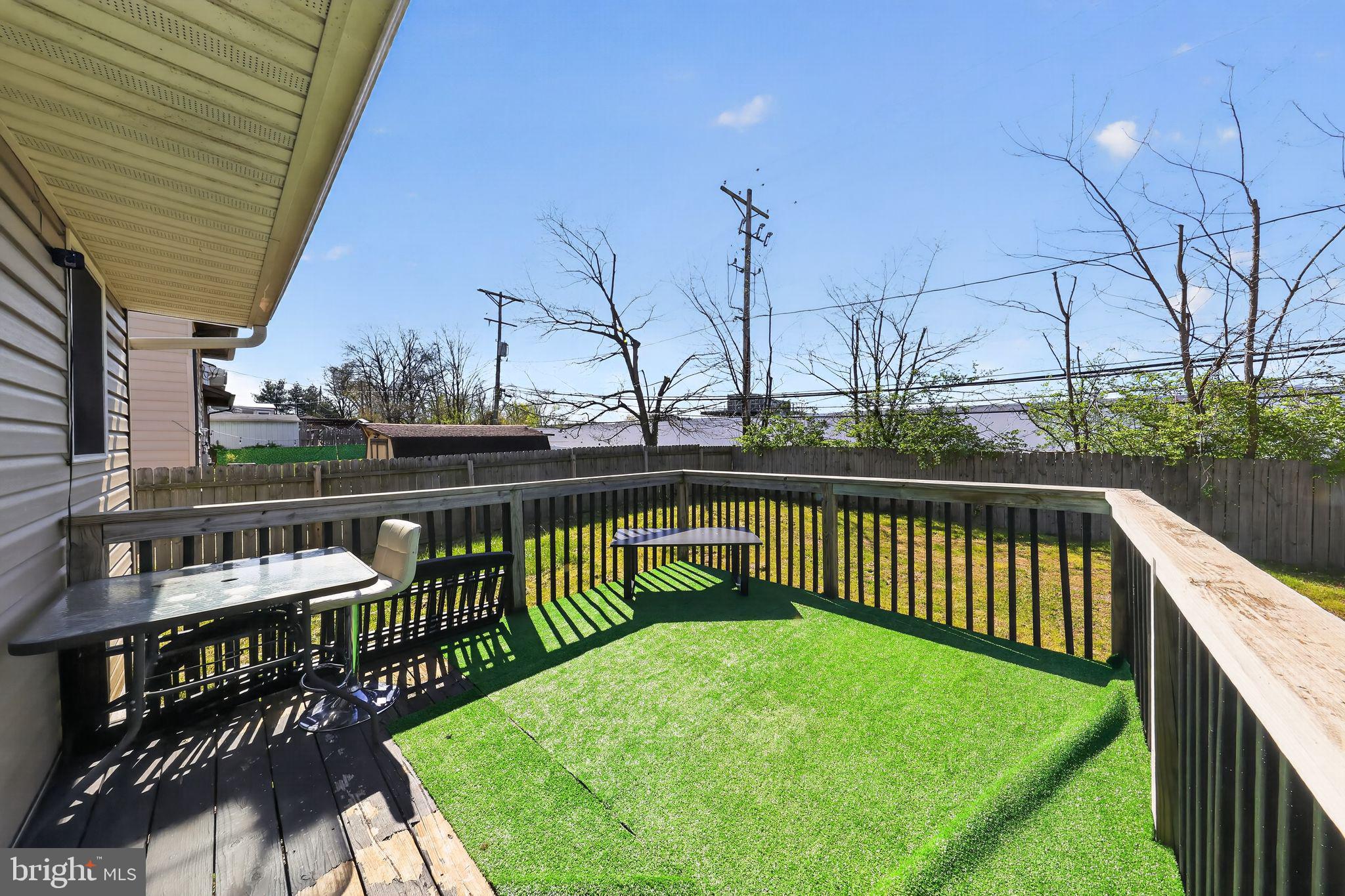 OVERVIEW GARDENS - Residential