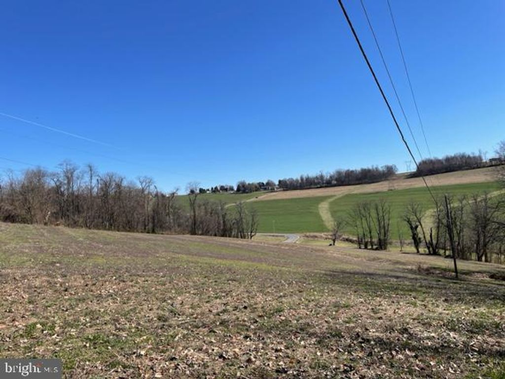 Photo of 901 FRANKLIN RD, COLUMBIA, PA 17512 (MLS # PALA2032134)