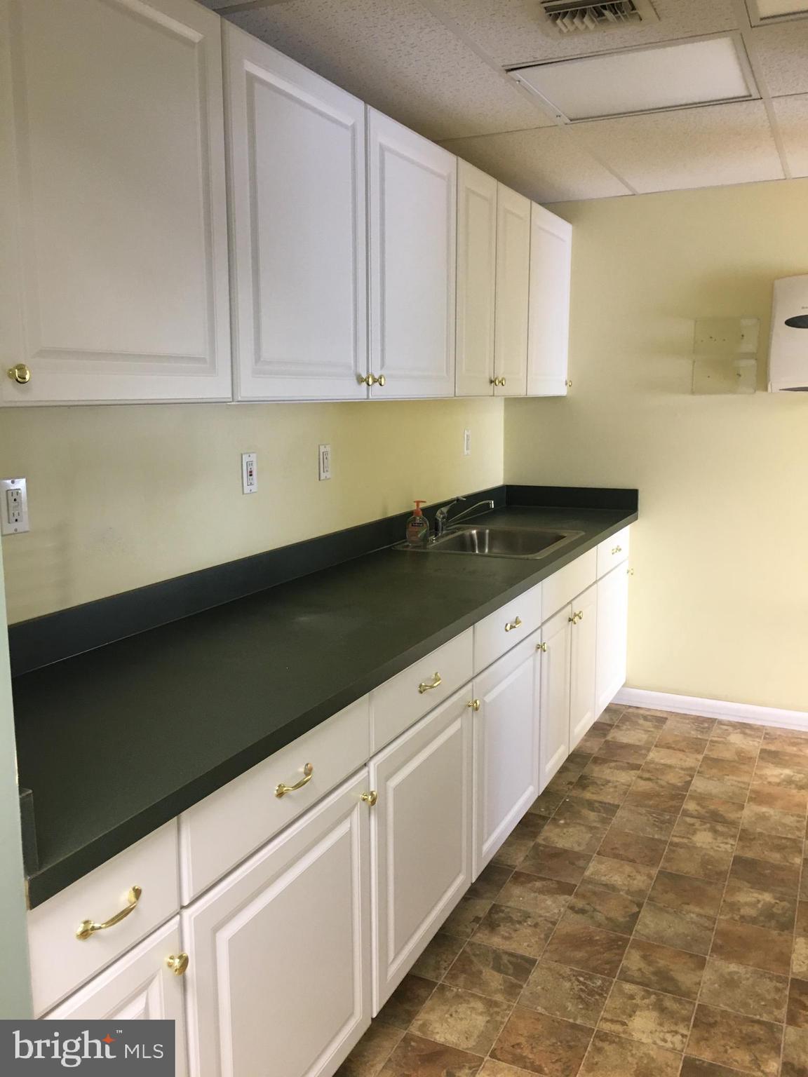 GARNET VALLEY WOODS - Commercial Lease