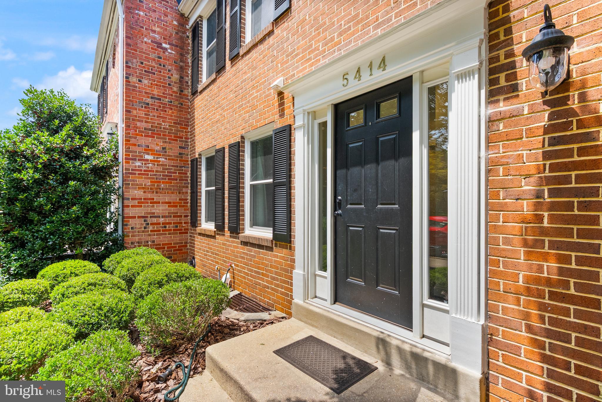 5414 MERSEA COURT