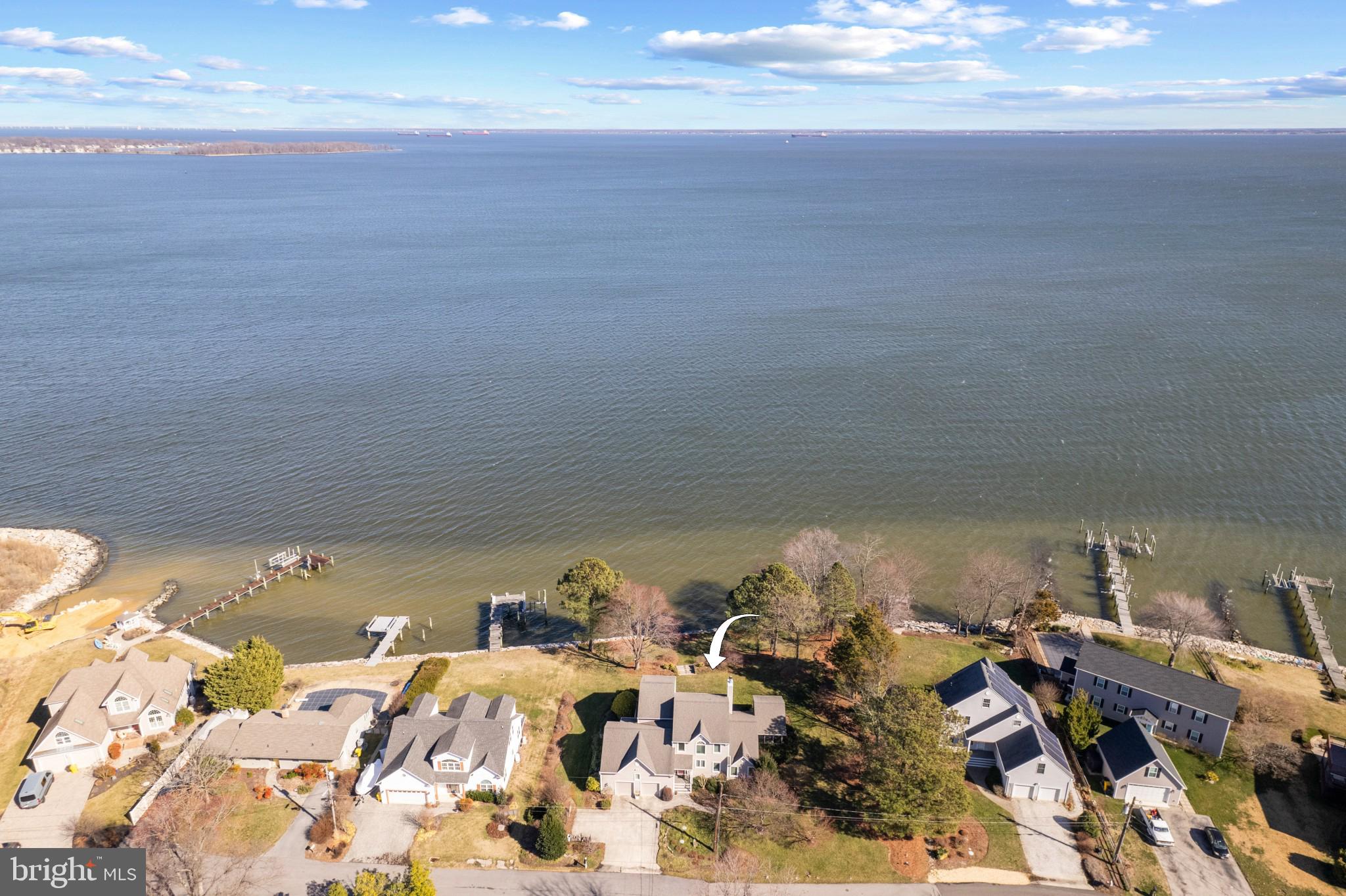 SAUNDERS POINT - Residential