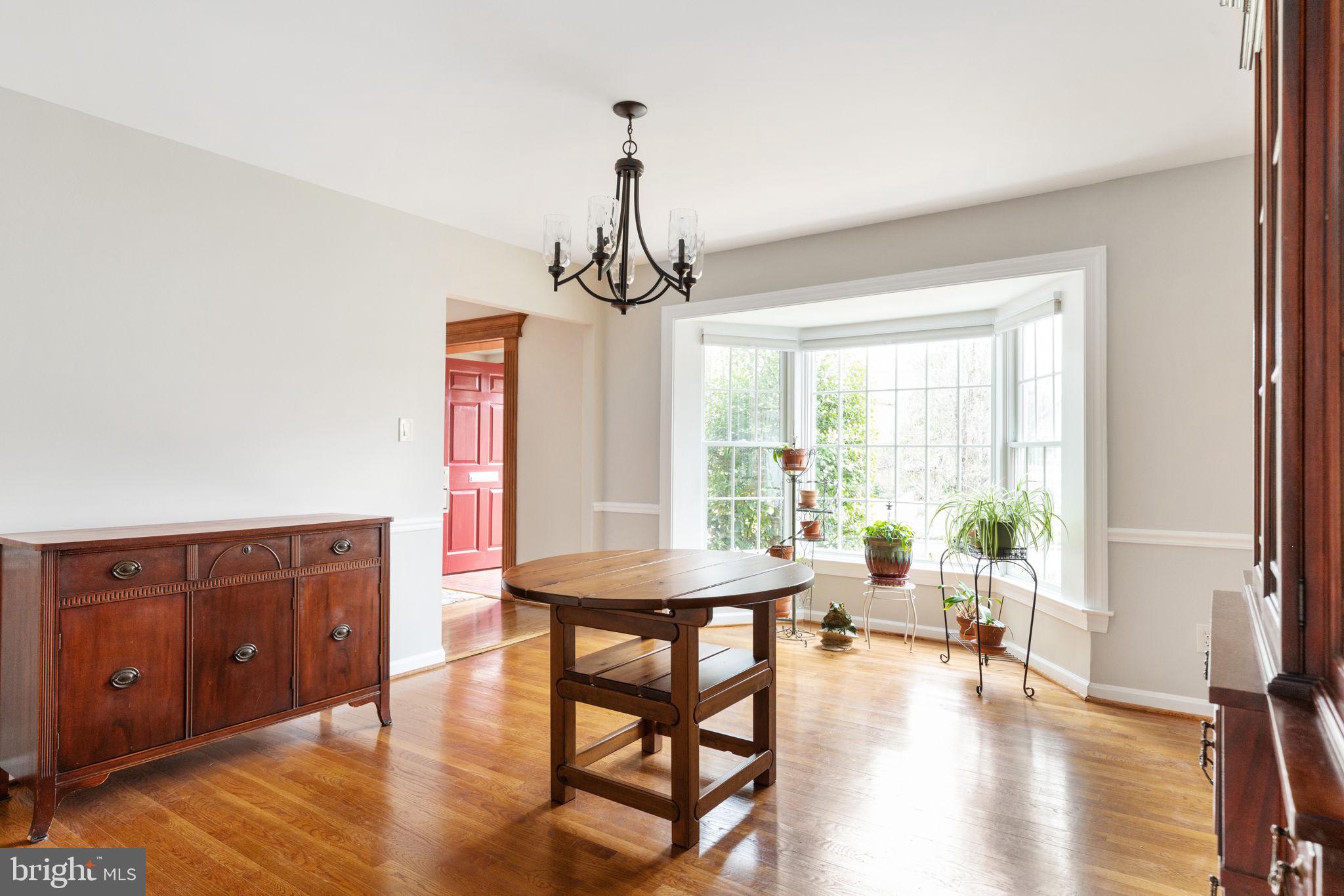 HOLLIN GLEN - Residential