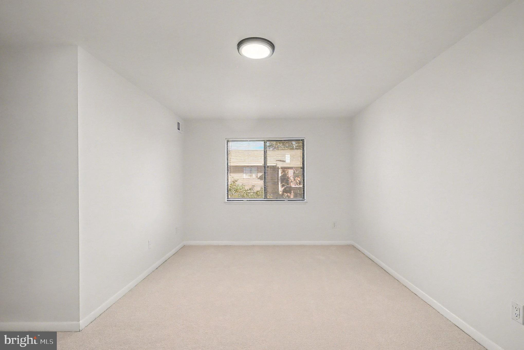 FALLS CHURCH GARDENS - Residential