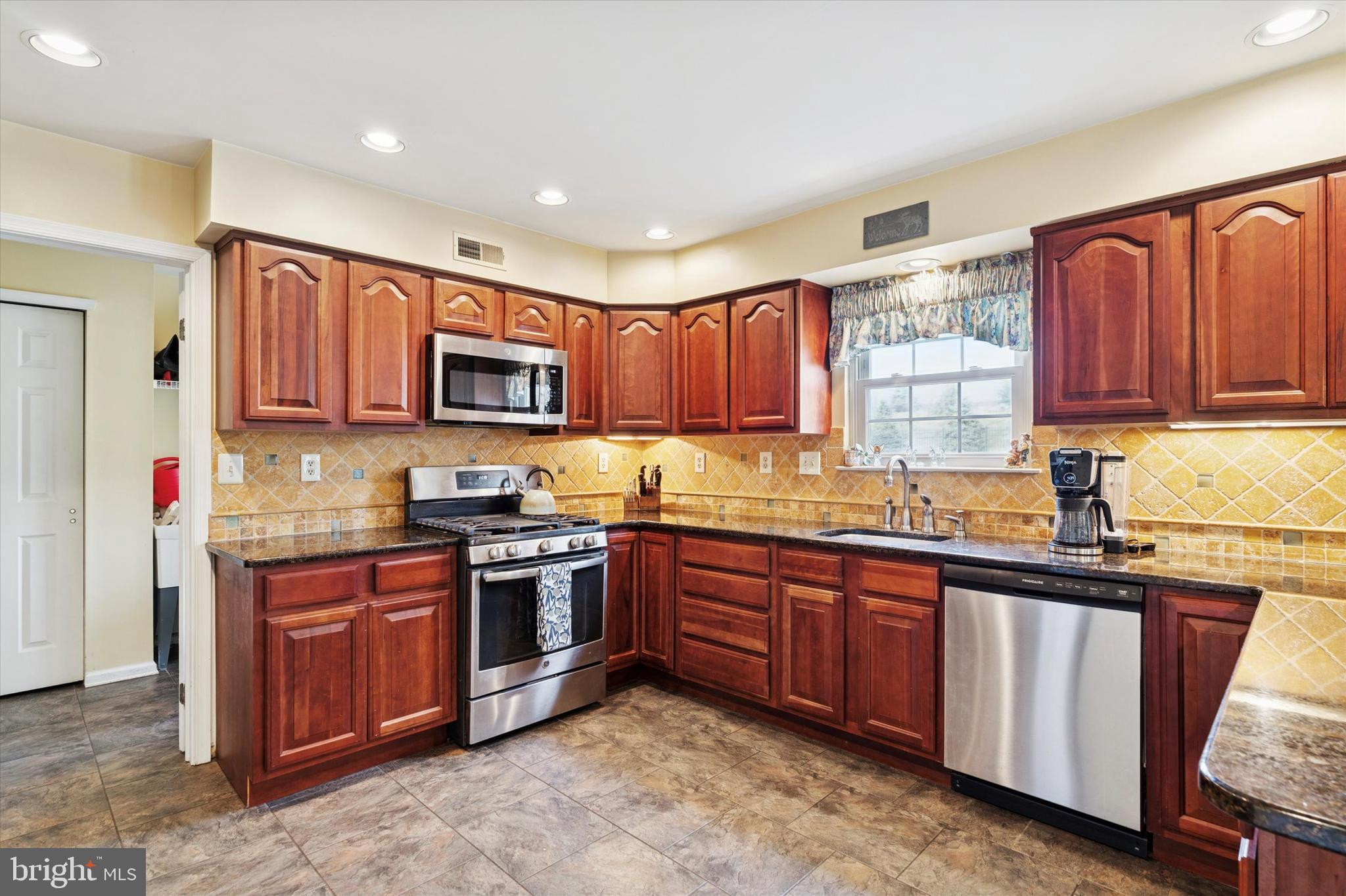 BALLANTRAE - Residential