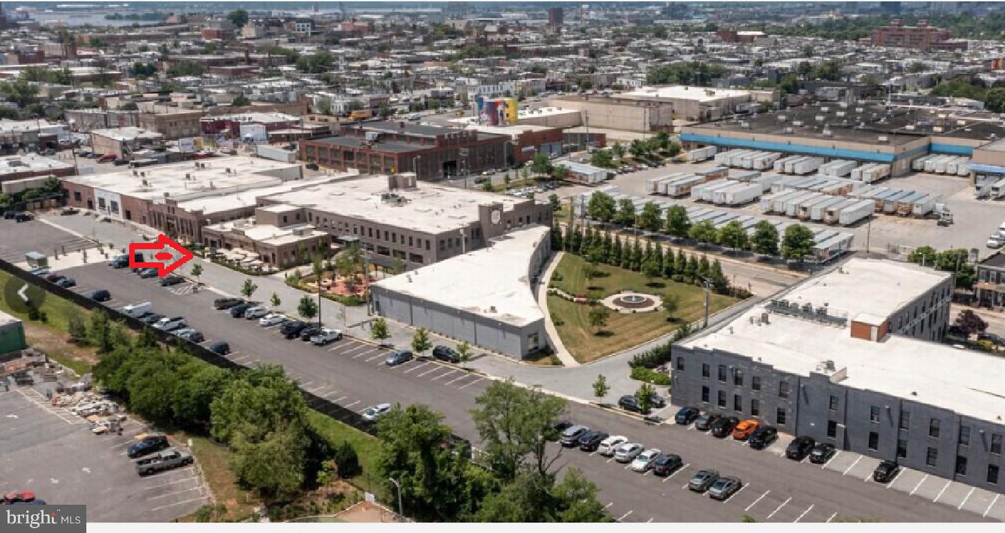 HIGHLANDTOWN - Commercial Lease