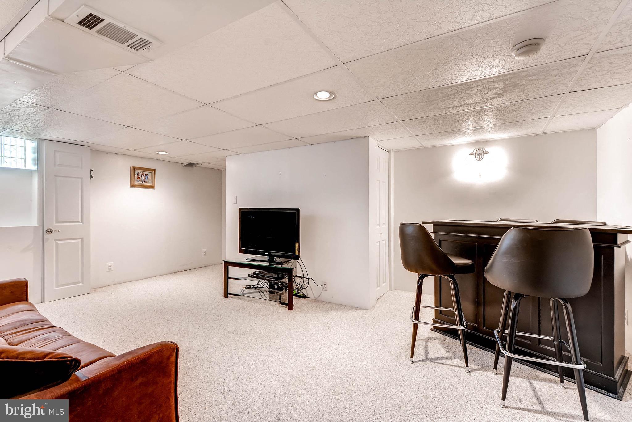 NORTH POINT VILLAGE - Residential