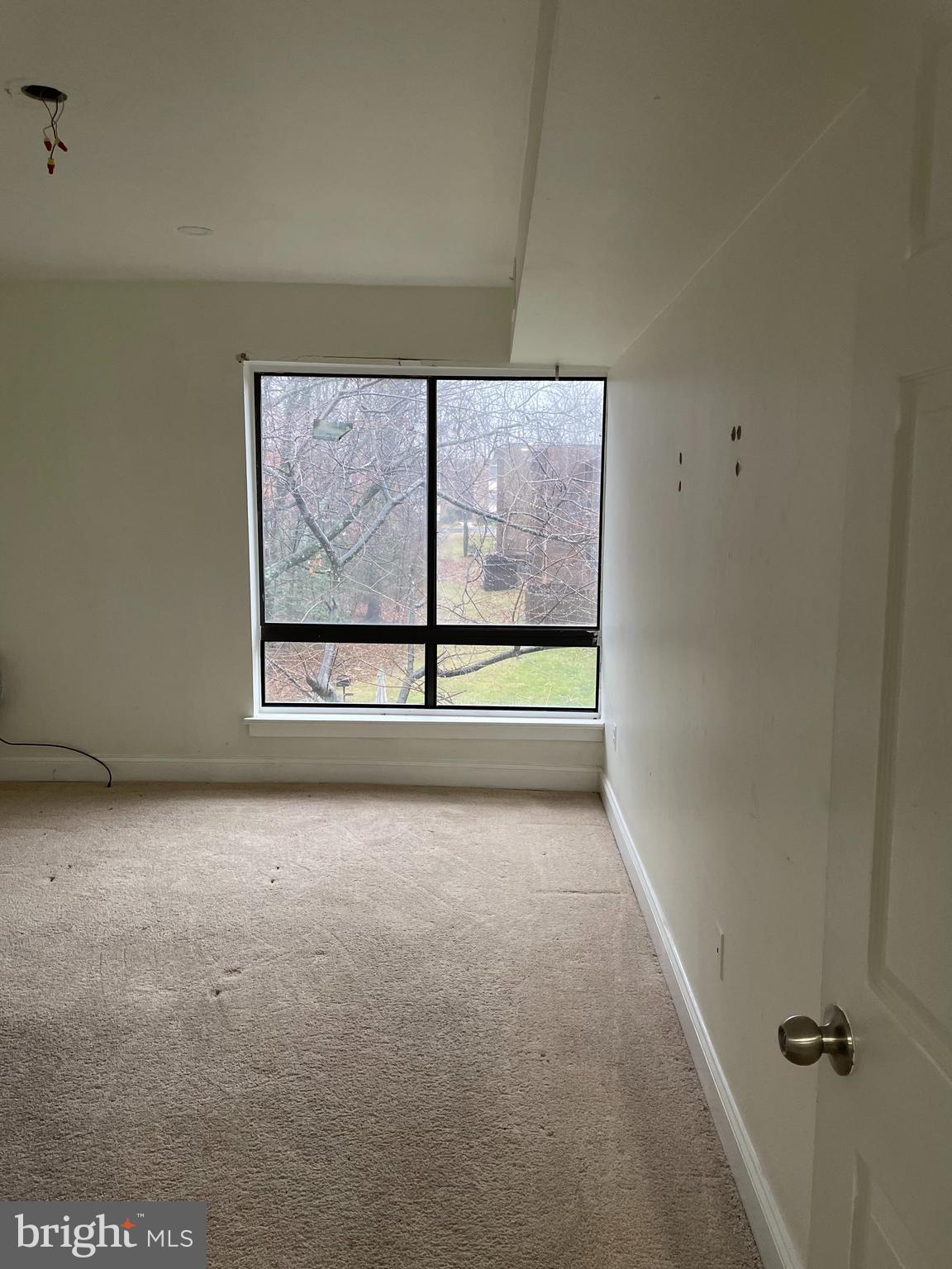 CHELSEA WOODS CONDO - Residential