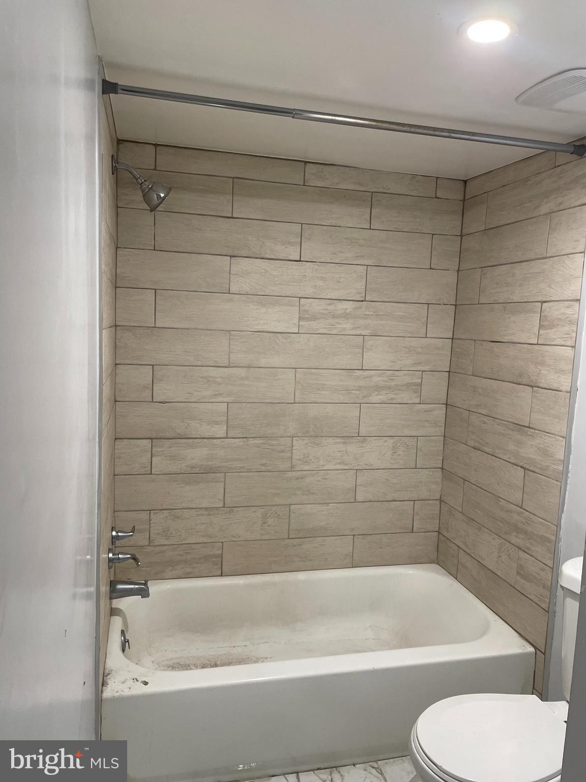 CHELSEA WOODS CONDO - Residential