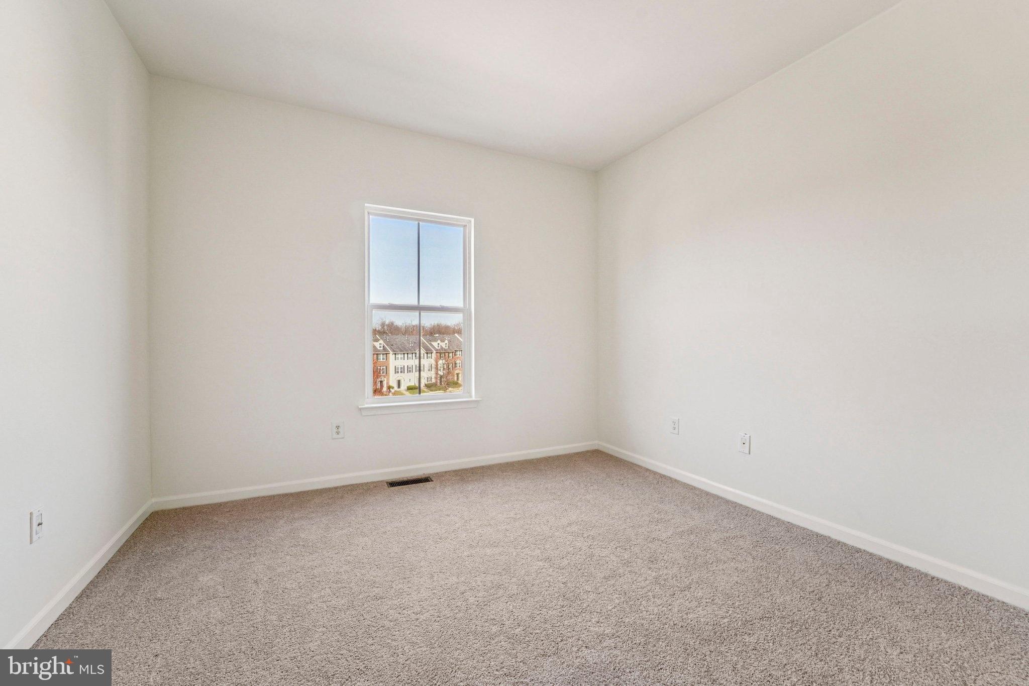 RED RUN VILLA - Residential