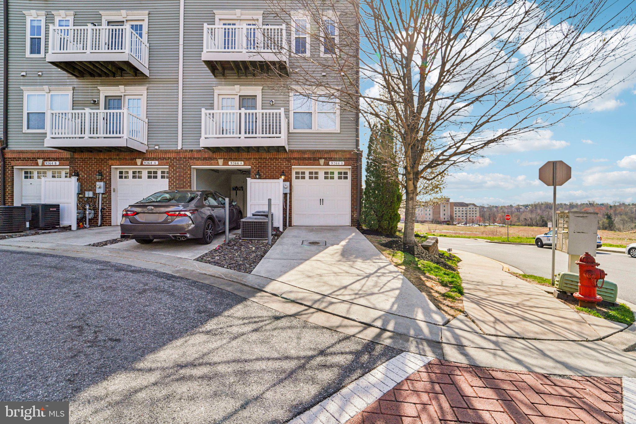 RED RUN VILLA - Residential