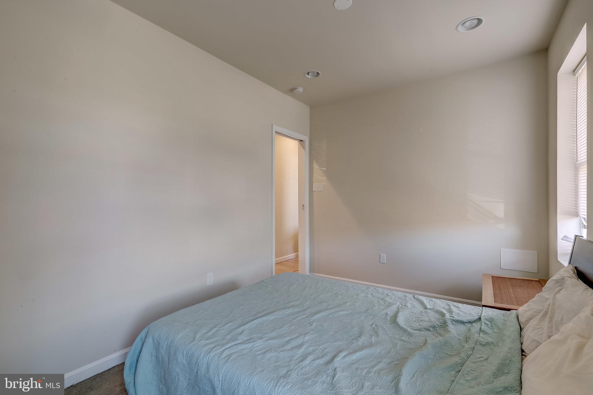 WASHINGTON VILLAGE - Residential Lease