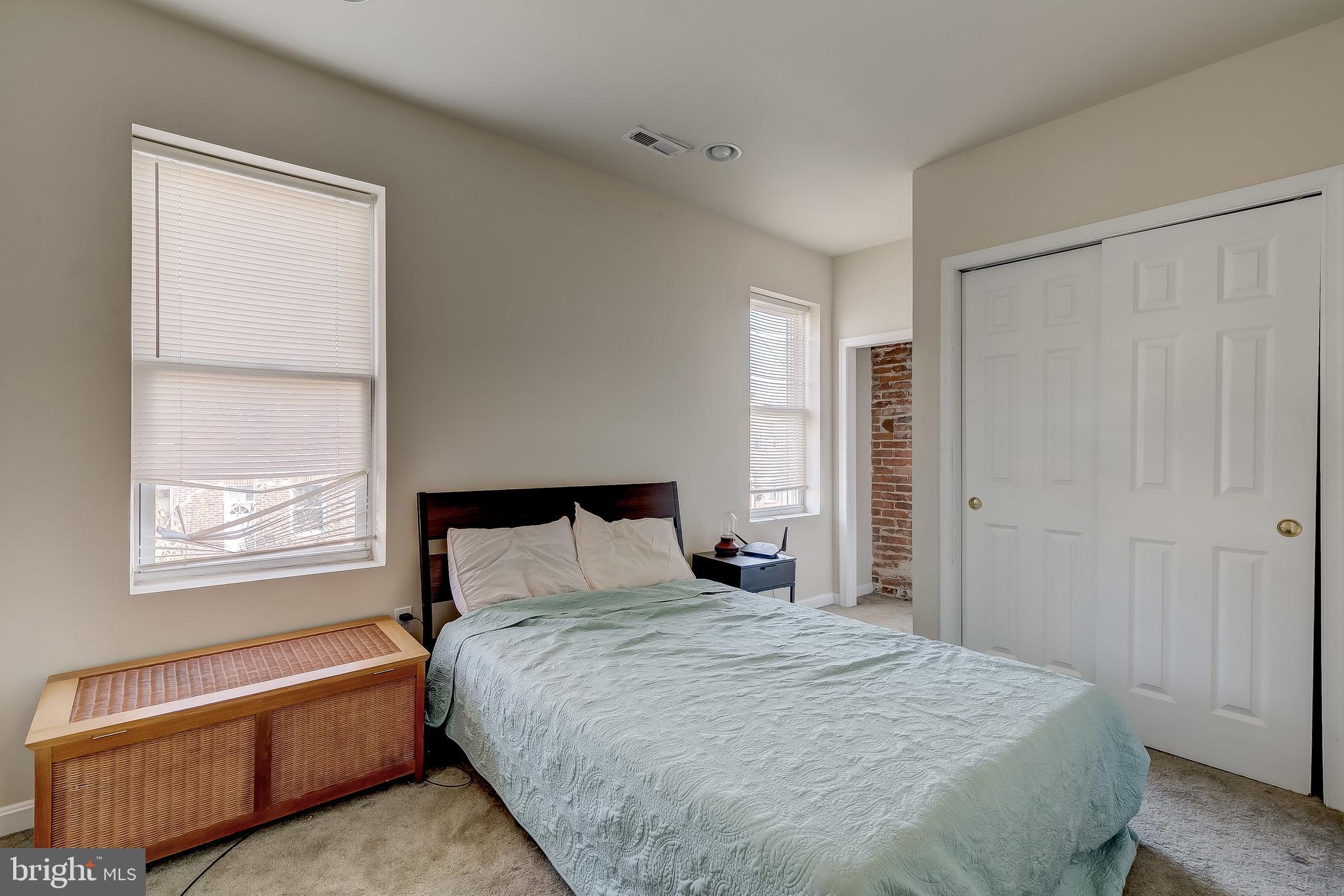 WASHINGTON VILLAGE - Residential Lease