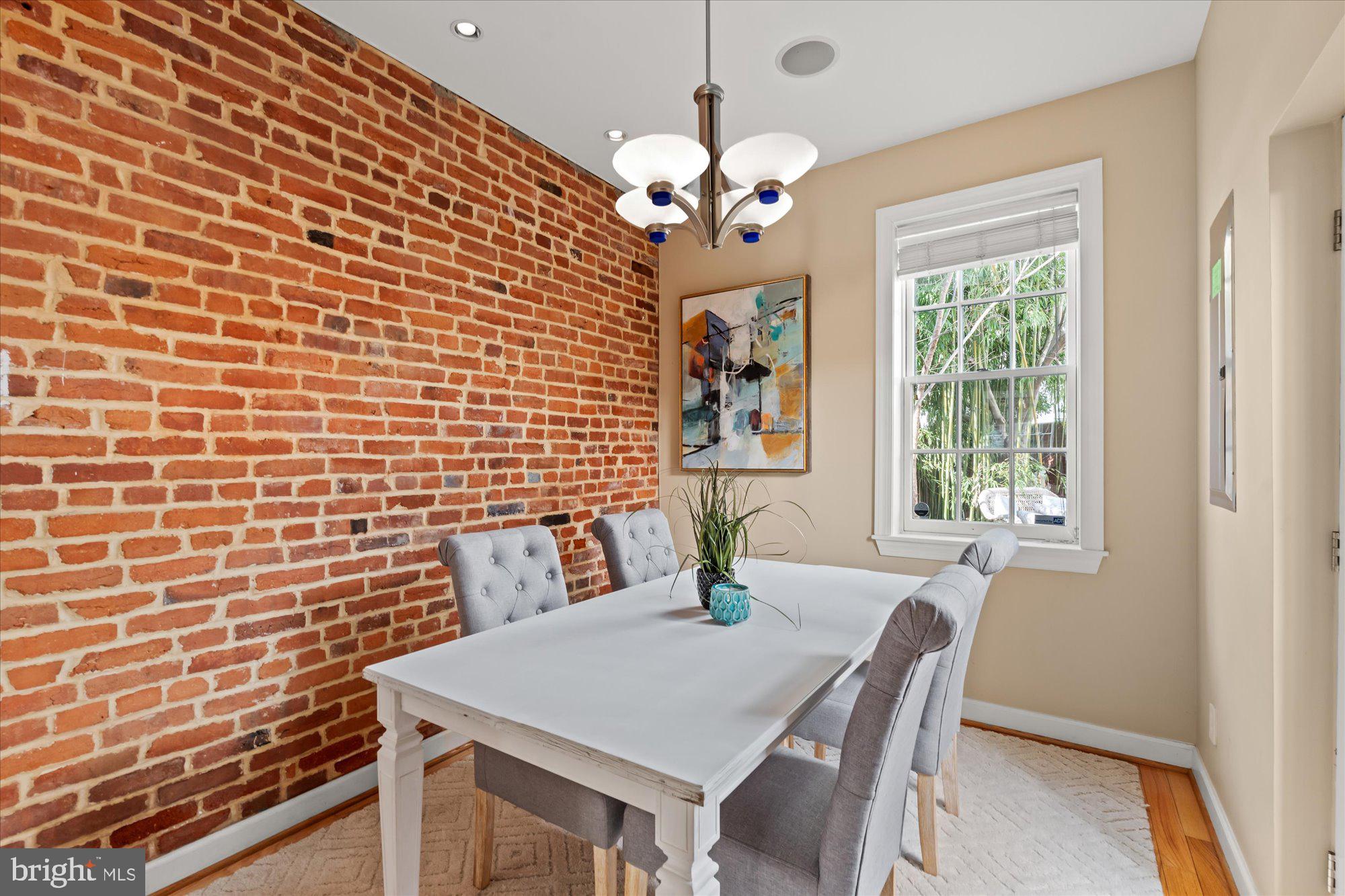 FOGGY BOTTOM - Residential