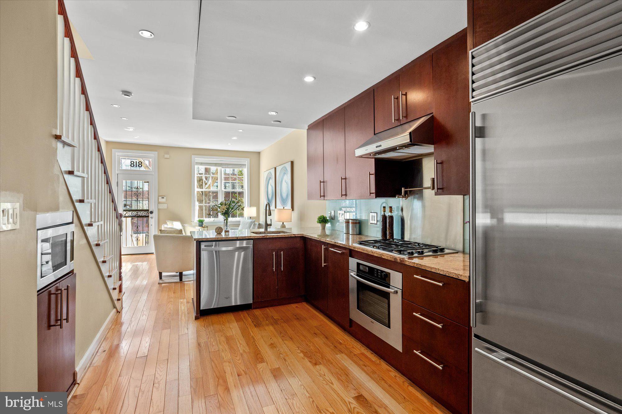 FOGGY BOTTOM - Residential