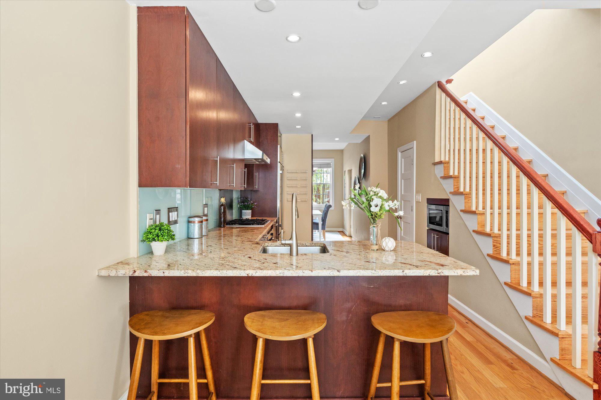 FOGGY BOTTOM - Residential