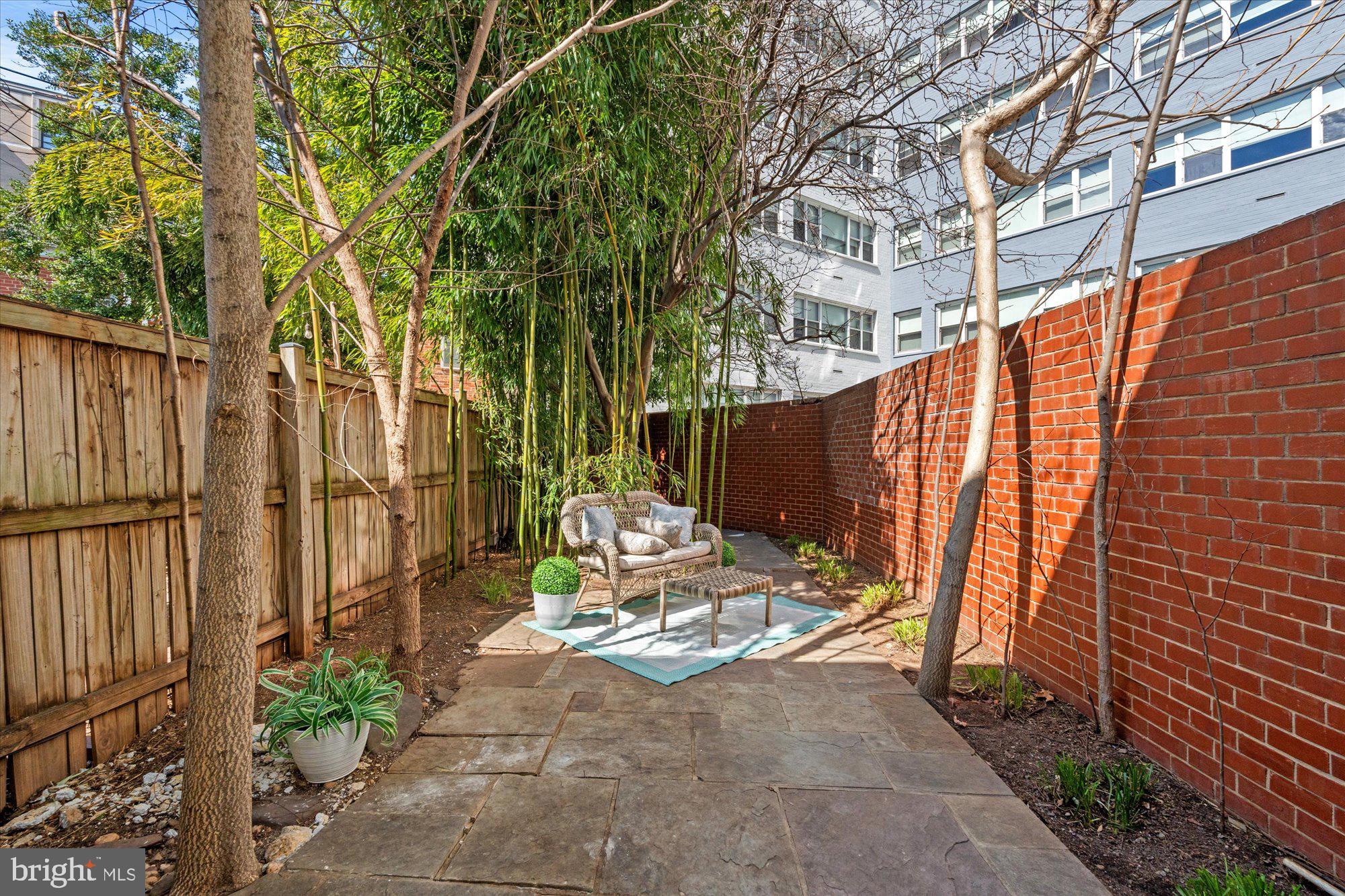 FOGGY BOTTOM - Residential