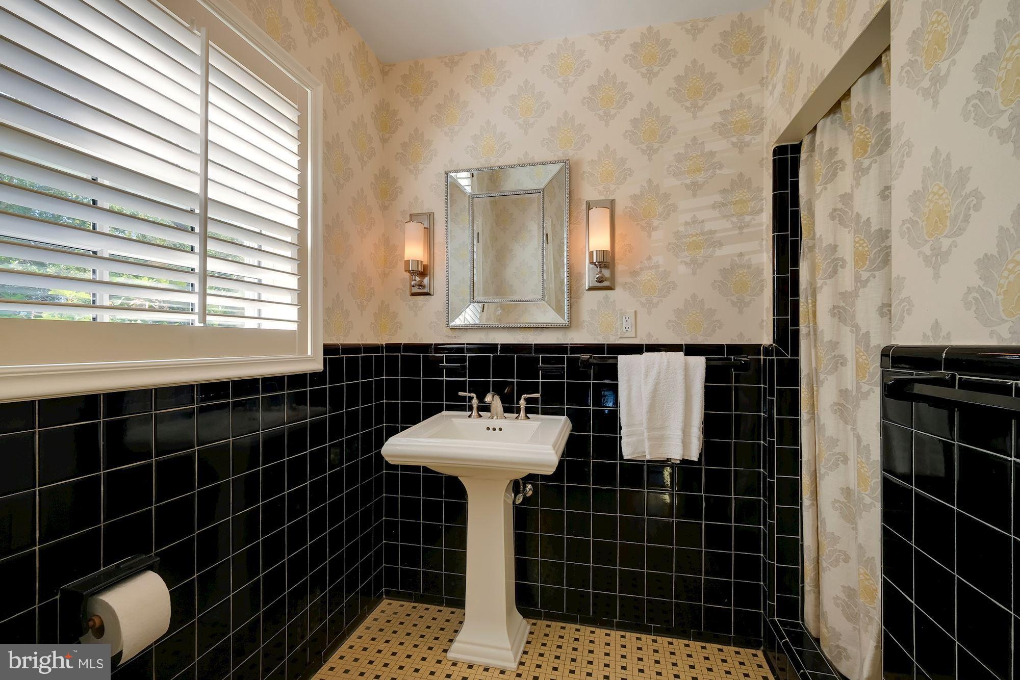 WEST CHEVY CHASE HEIGHTS - Residential