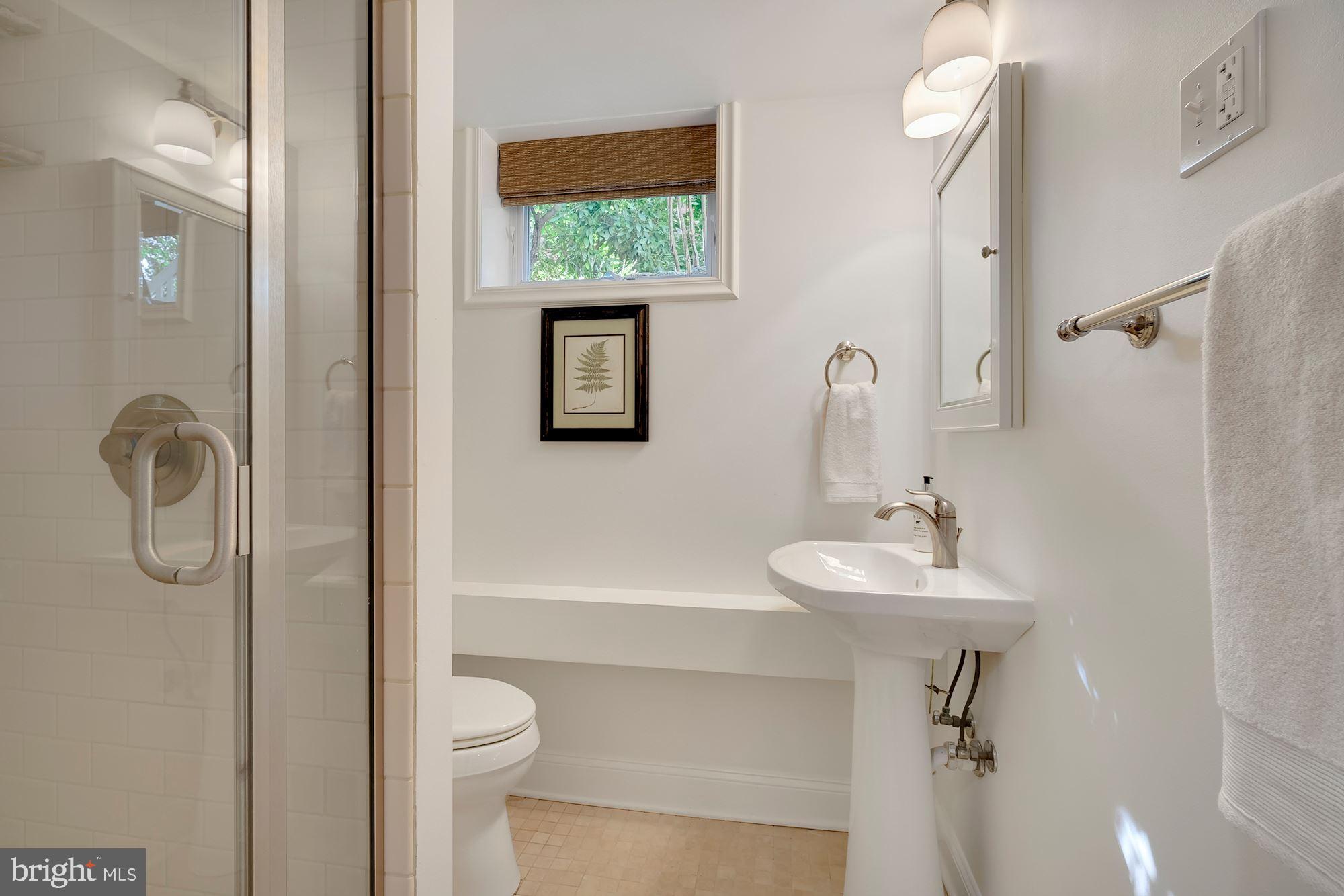 WEST CHEVY CHASE HEIGHTS - Residential